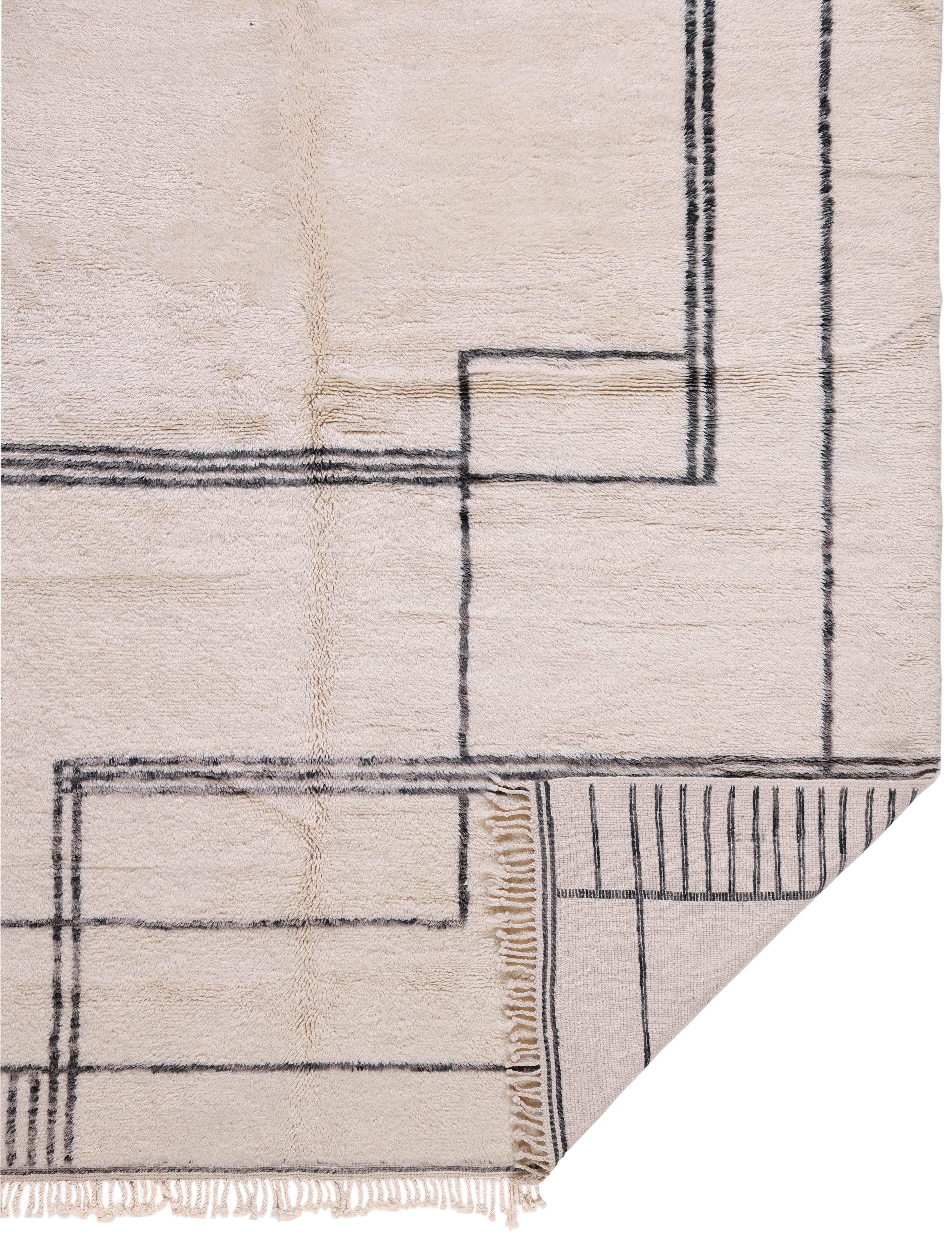 Tappeto in lana marocchina annodato a mano con un moderno design lineare e minimalista in vendita 2