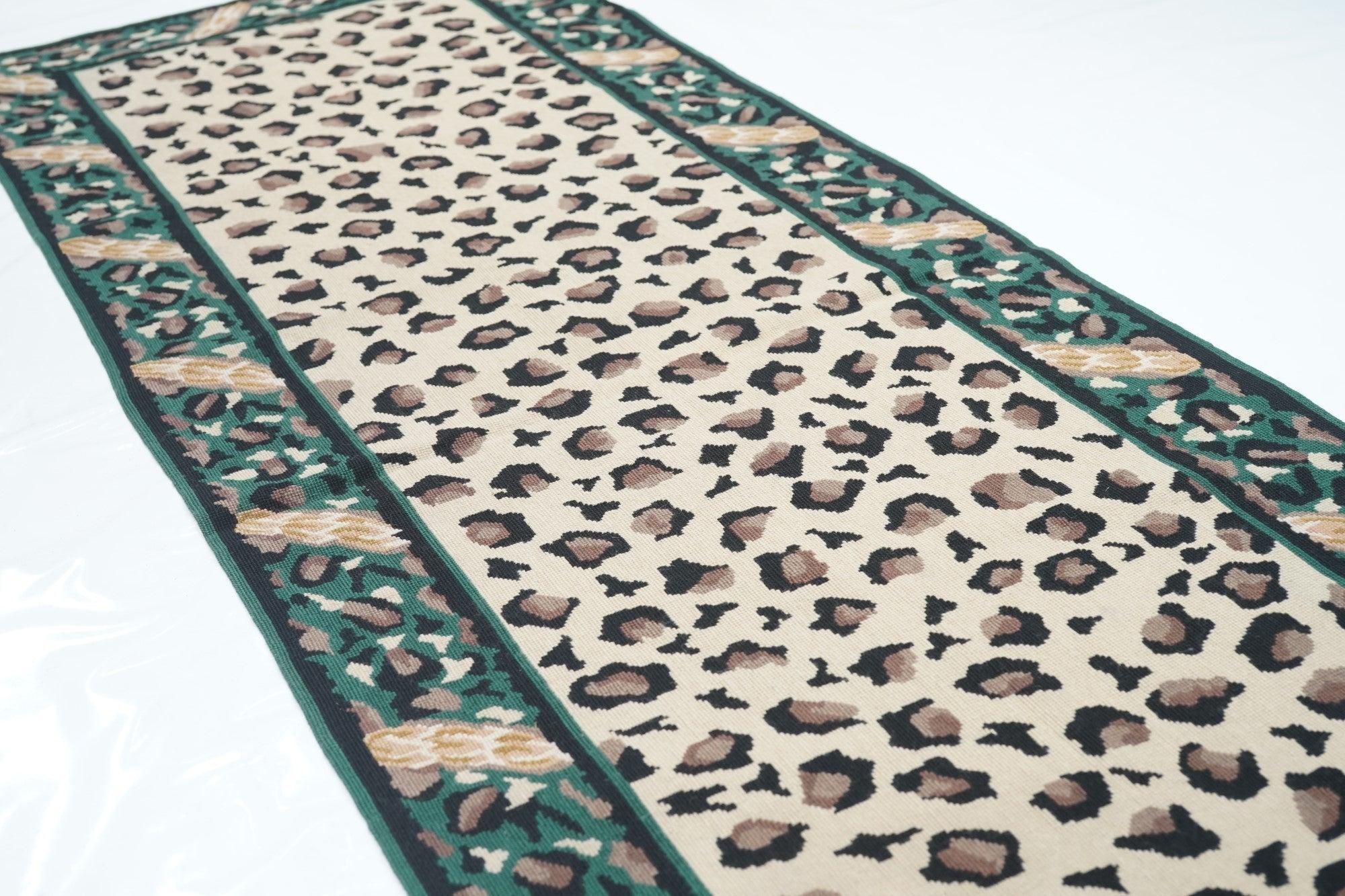 Contemporary Hand Knotted Needle Point Wool Rug 2'5'' x 8'0