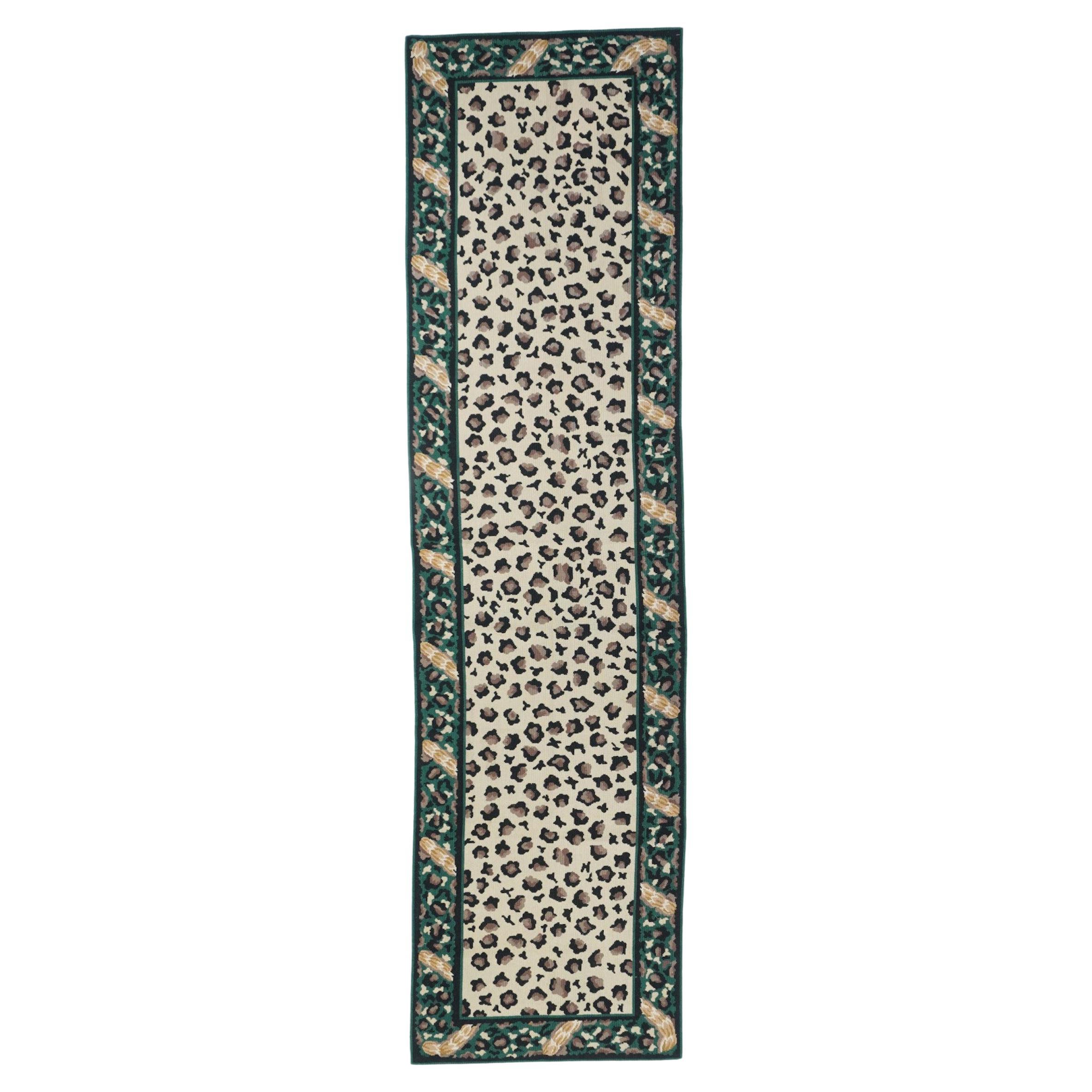Hand Knotted Needle Point Wool Rug 2'6'' x 9'11''