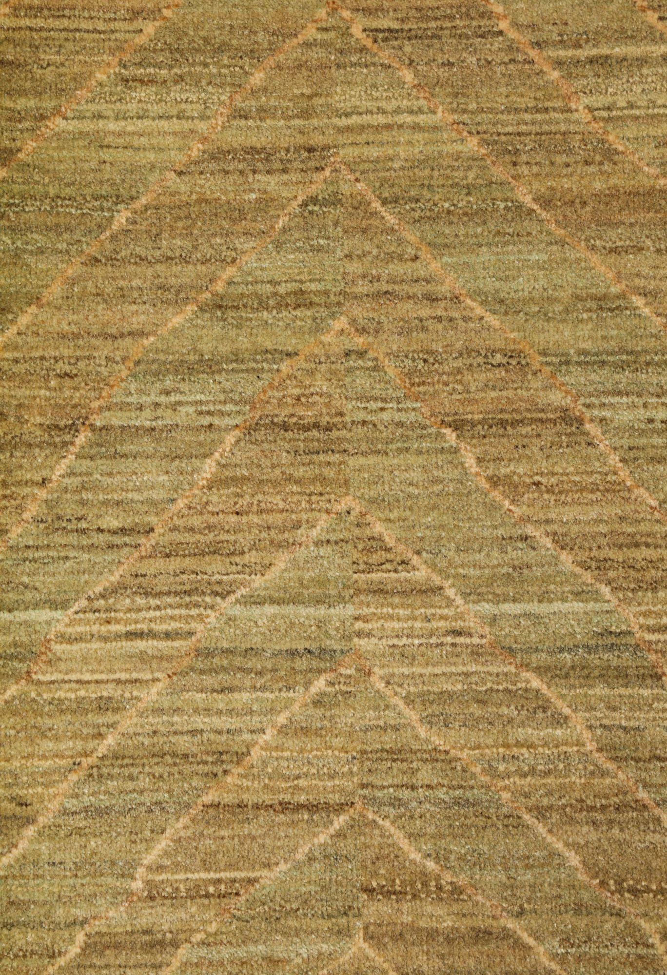 Organique Hand-Knotted Organic Modern Persian Carpet in Soft Olive and Taupe, 5' x 7' en vente