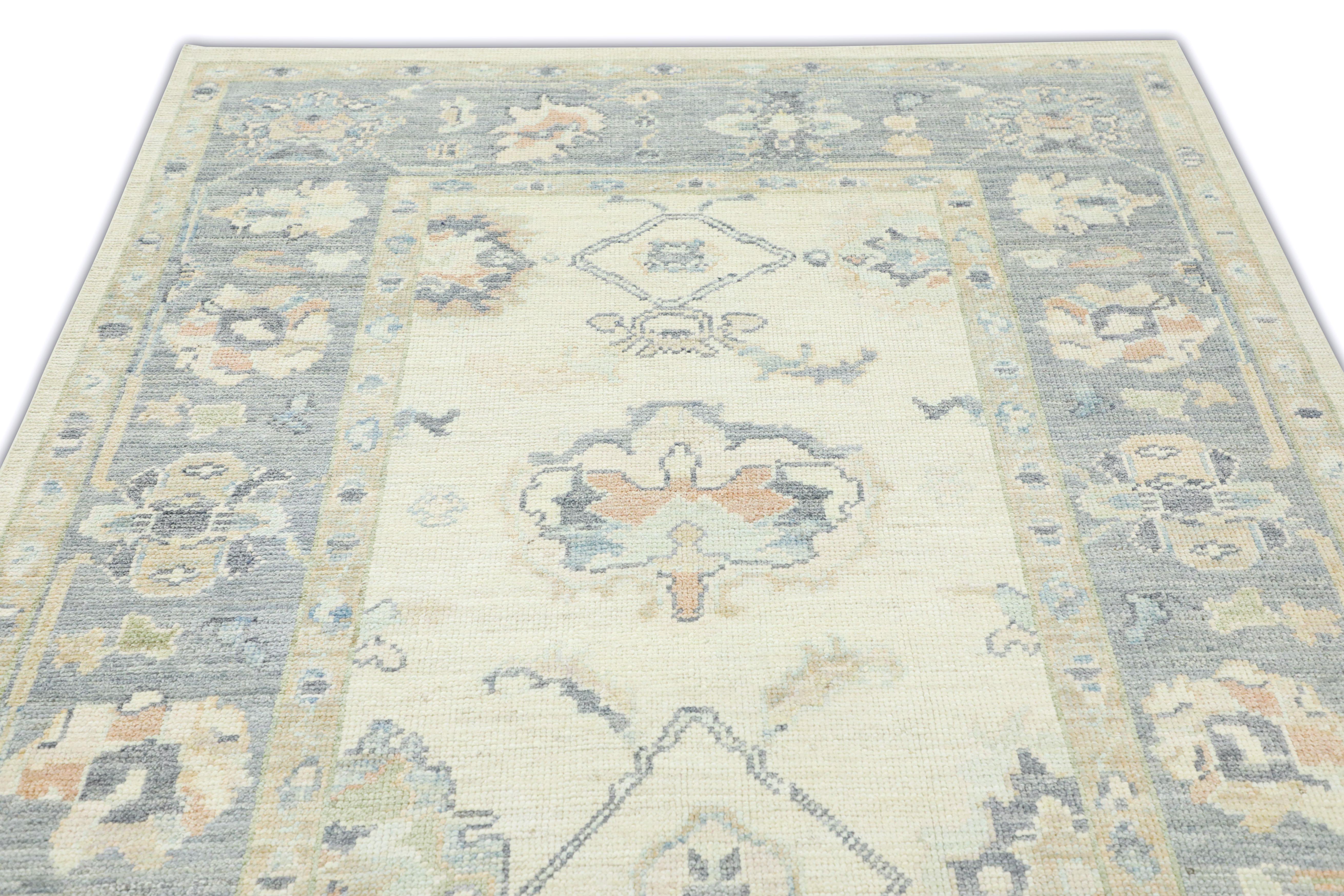 Contemporary Hand Knotted Oriental Wool Turkish Oushak Rug  5'1