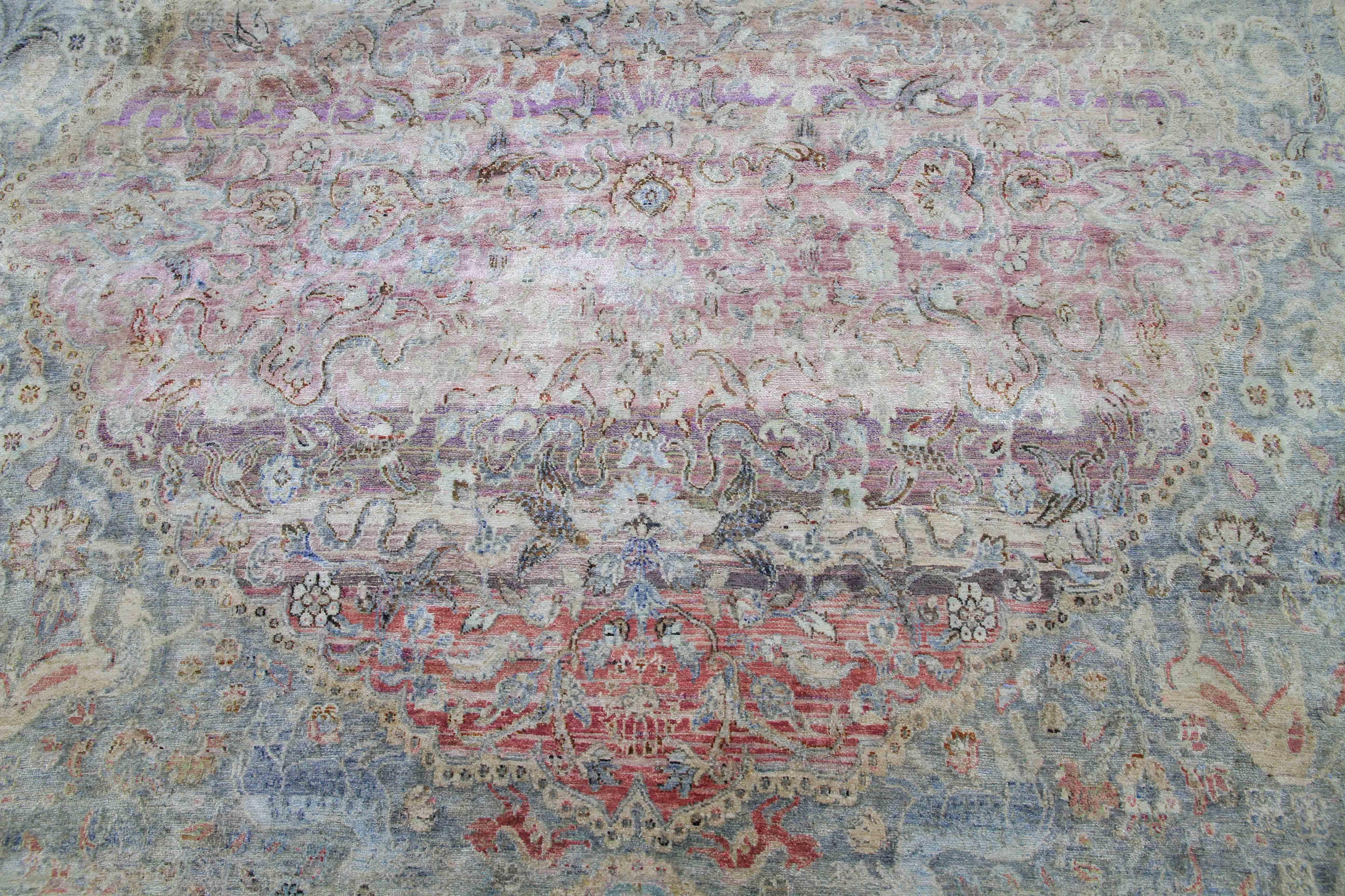 Hand Knotted Oversized Silk Rug 10'7''x17'4'' In New Condition For Sale In New York, US