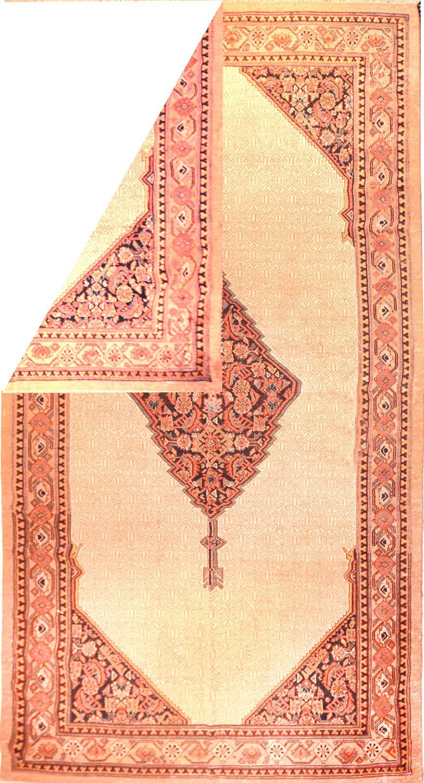 Antique Sarab Rug 5'7'' x 10'11''
    