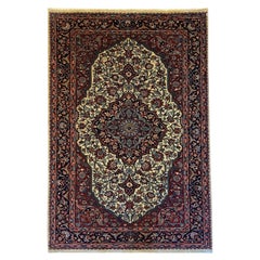 Tapis persan noué à la main en Mohtasham, crème, bourgogne et marine, 4 pi x 6 pi