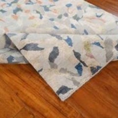 Hand-Knotted Petali Modern Wool & Bamboo Silk Rug – 3' x 5'