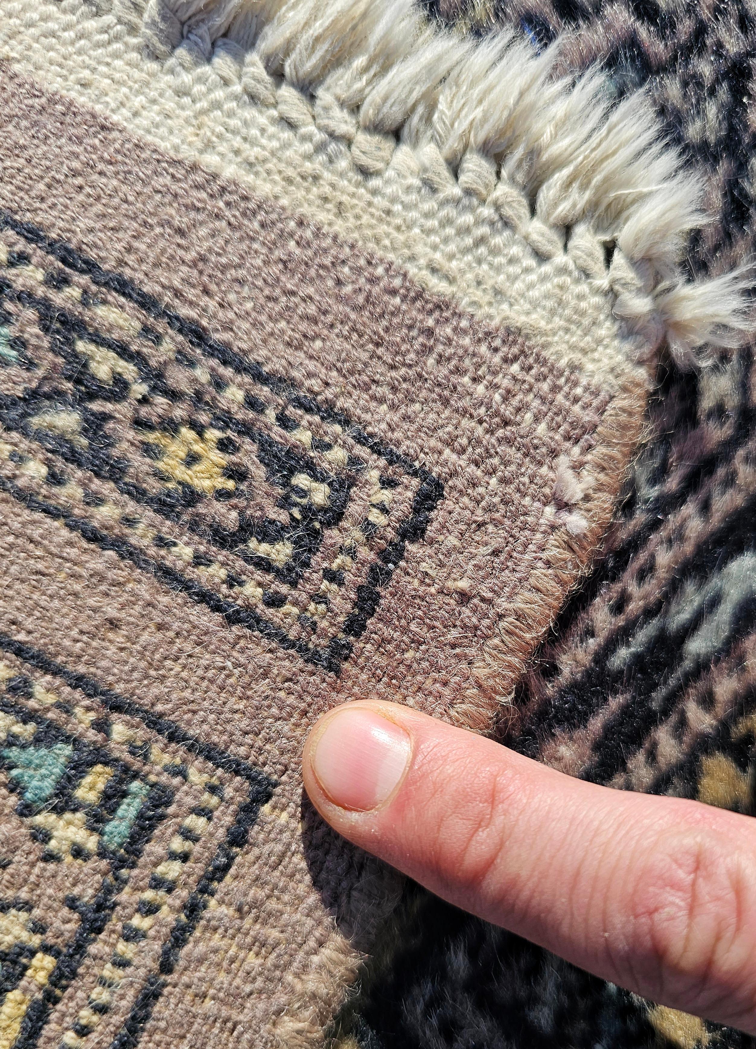 Handgeknüpfter Bokhara-Teppich aus Punjabi in grau-hellvioletter Farbe, Pakistan 1940er Jahre im Zustand „Gut“ im Angebot in Beograd, RS