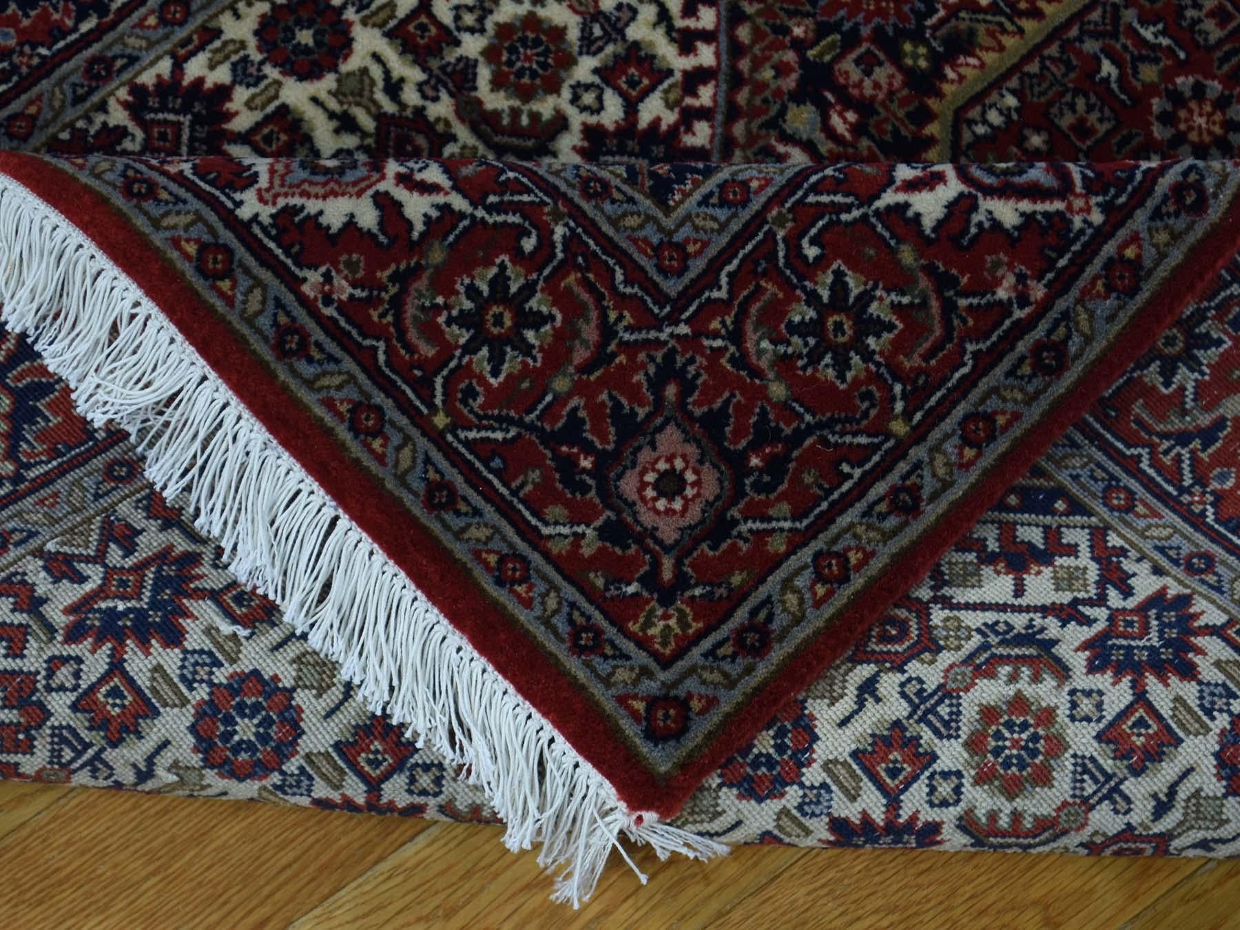 Hand Knotted Pure Wool Persian Tabriz Oriental Runner Rug For Sale 1