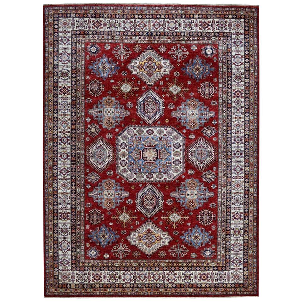 Hollywood Regency More Carpets - 256 For Sale at 1stdibs