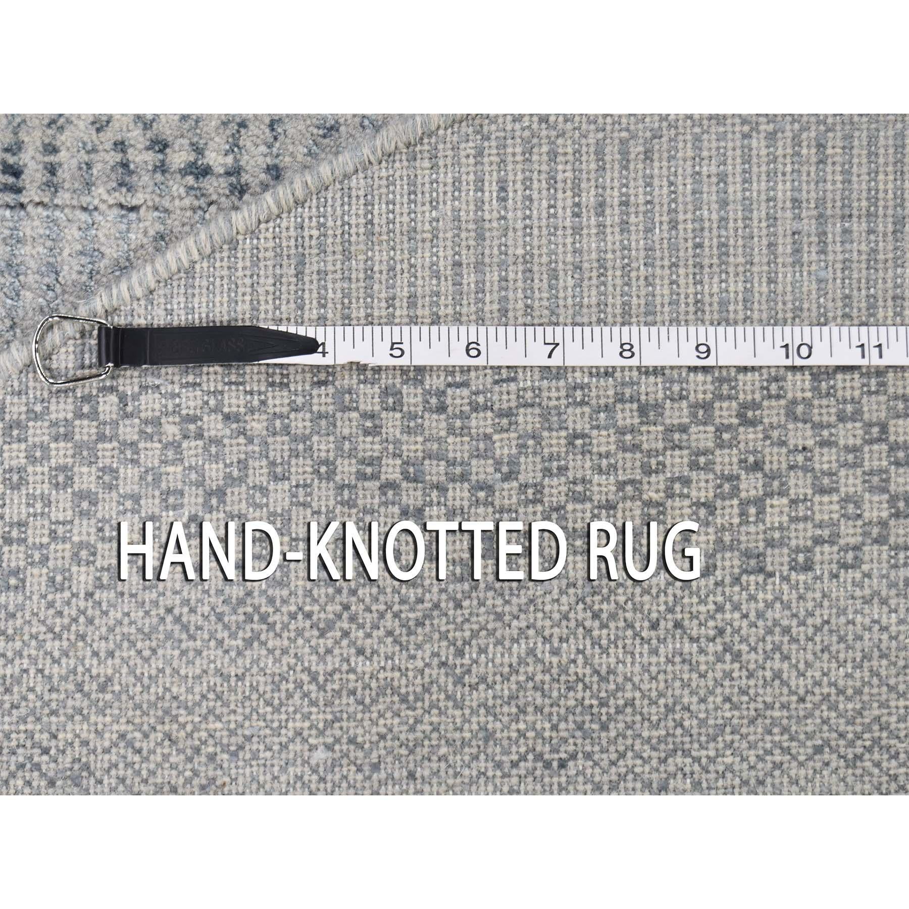 Hand Knotted Round Wool and Silk Grass Design Oriental Rug 4
