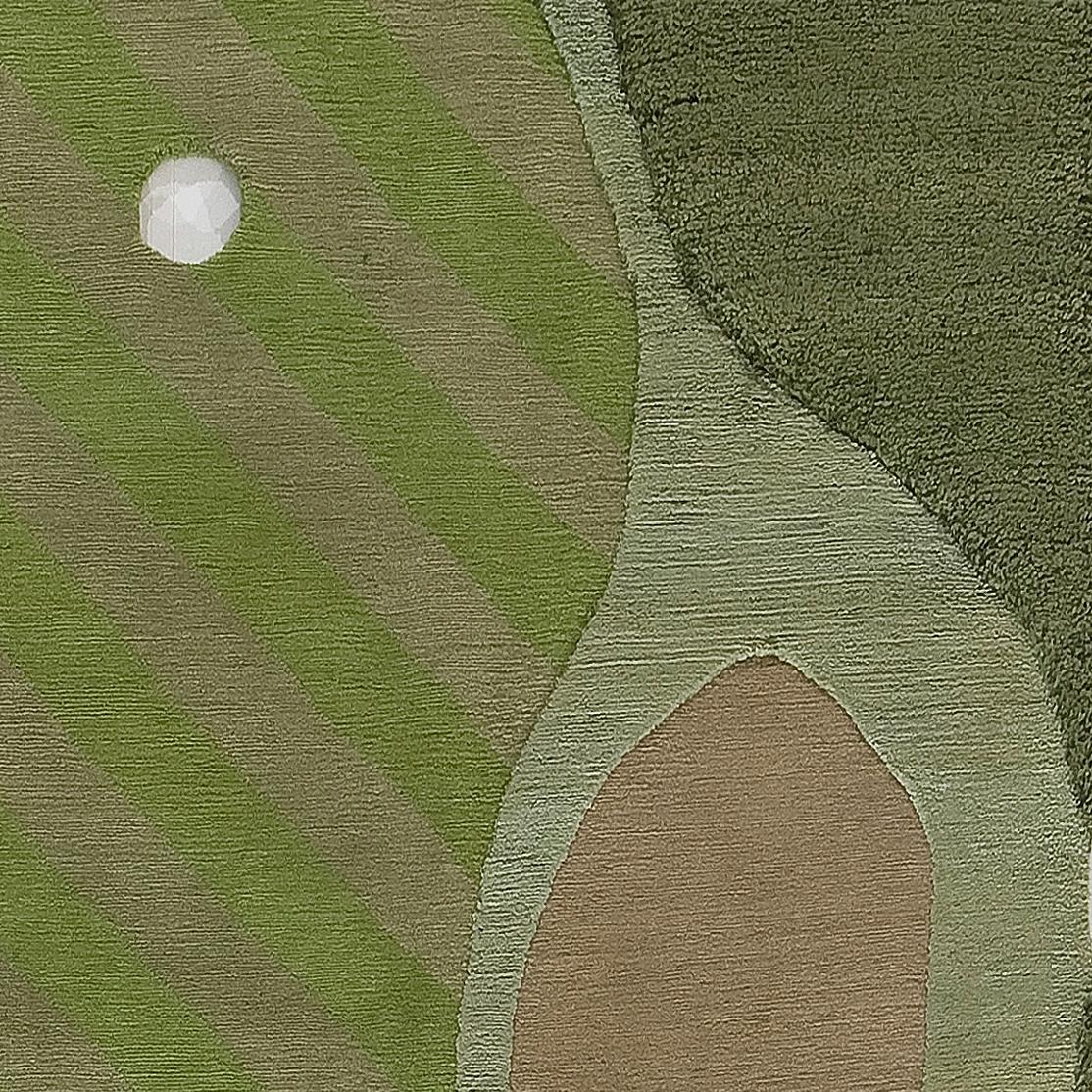 Hole in 1 by Illulian Design Studio. Illulian takes you on a golf course in a fun carpet suitable for those who love to live life with irony.
This rug is hand knotted in Nepal by our artisans by using 50% silk and 50% fine Himalayan wool dyed using