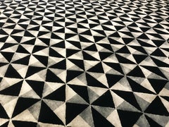 21st Century Carpet Rug Illusion in Himalayan Wool and Silk Black, Gray, White