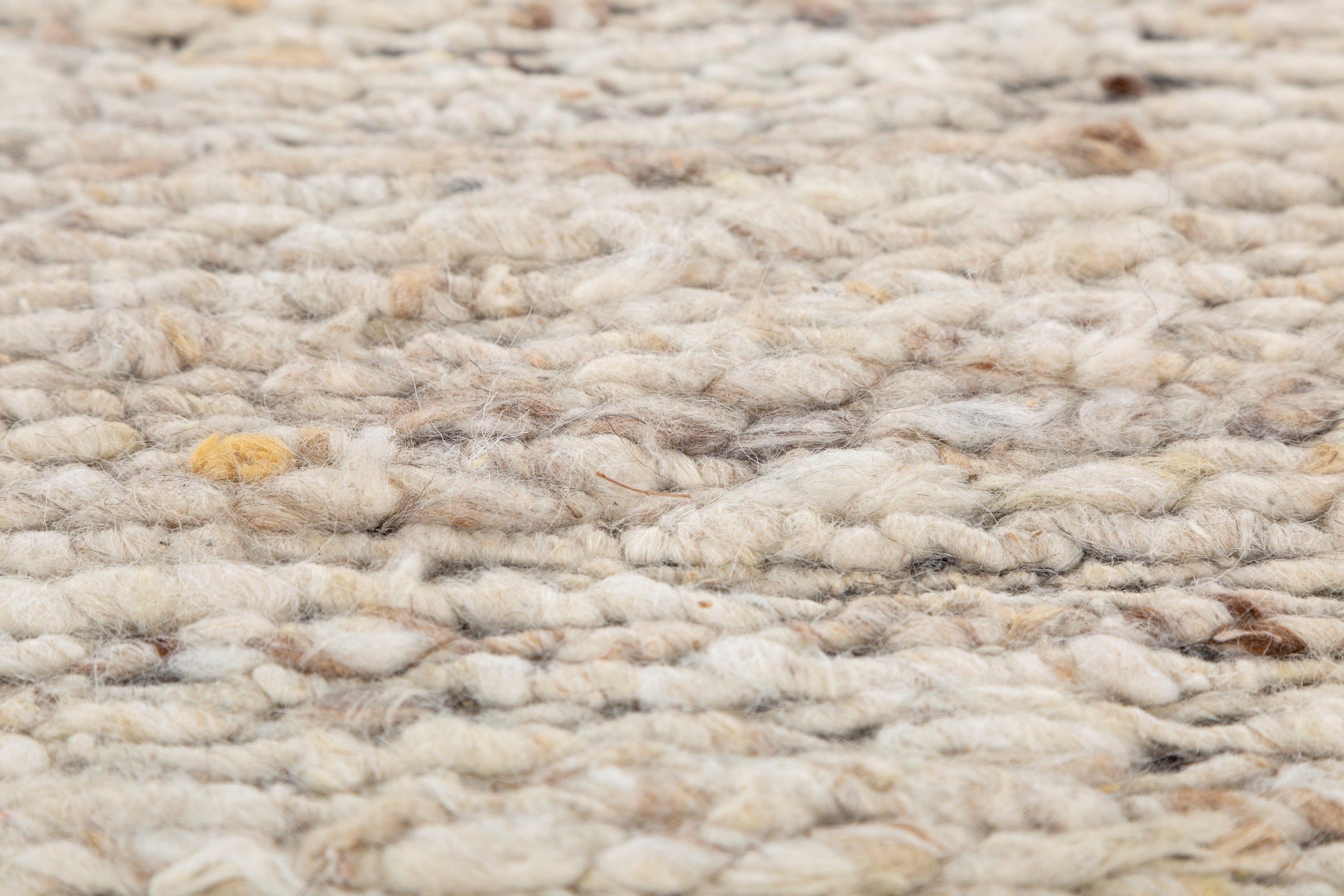 Handgeknüpfter Teppich in Dunkel- Frost Gray und Naturcreme in modernem, geometrischem Design (Indisch) im Angebot