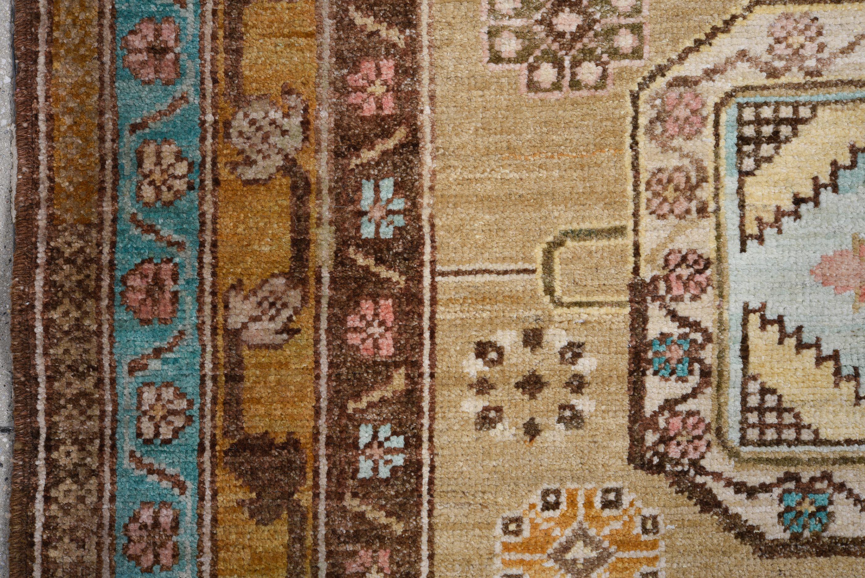 Alfombra Sarab Anudada a Mano Diseño Medallón Tribal en Trigo y Azul Cielo Lana en venta