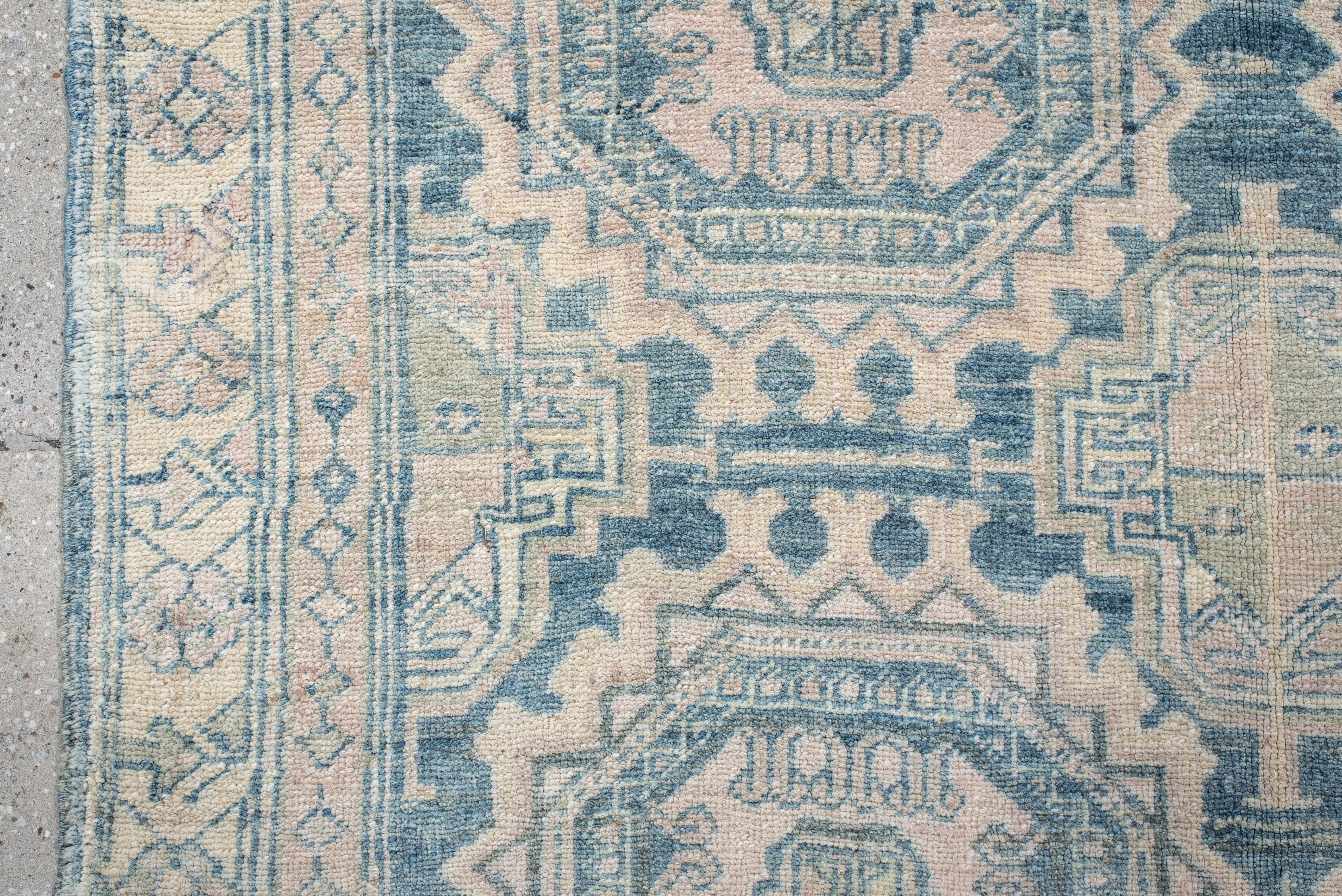 Hand Knotted Sarab Runner with Aqua Octagon Medallions In Good Condition For Sale In New York, NY