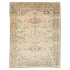 Handgeknüpfter, von Serapi inspirierter moderner Wollteppich in gedeckten Pastelltönen und Sand 11x13