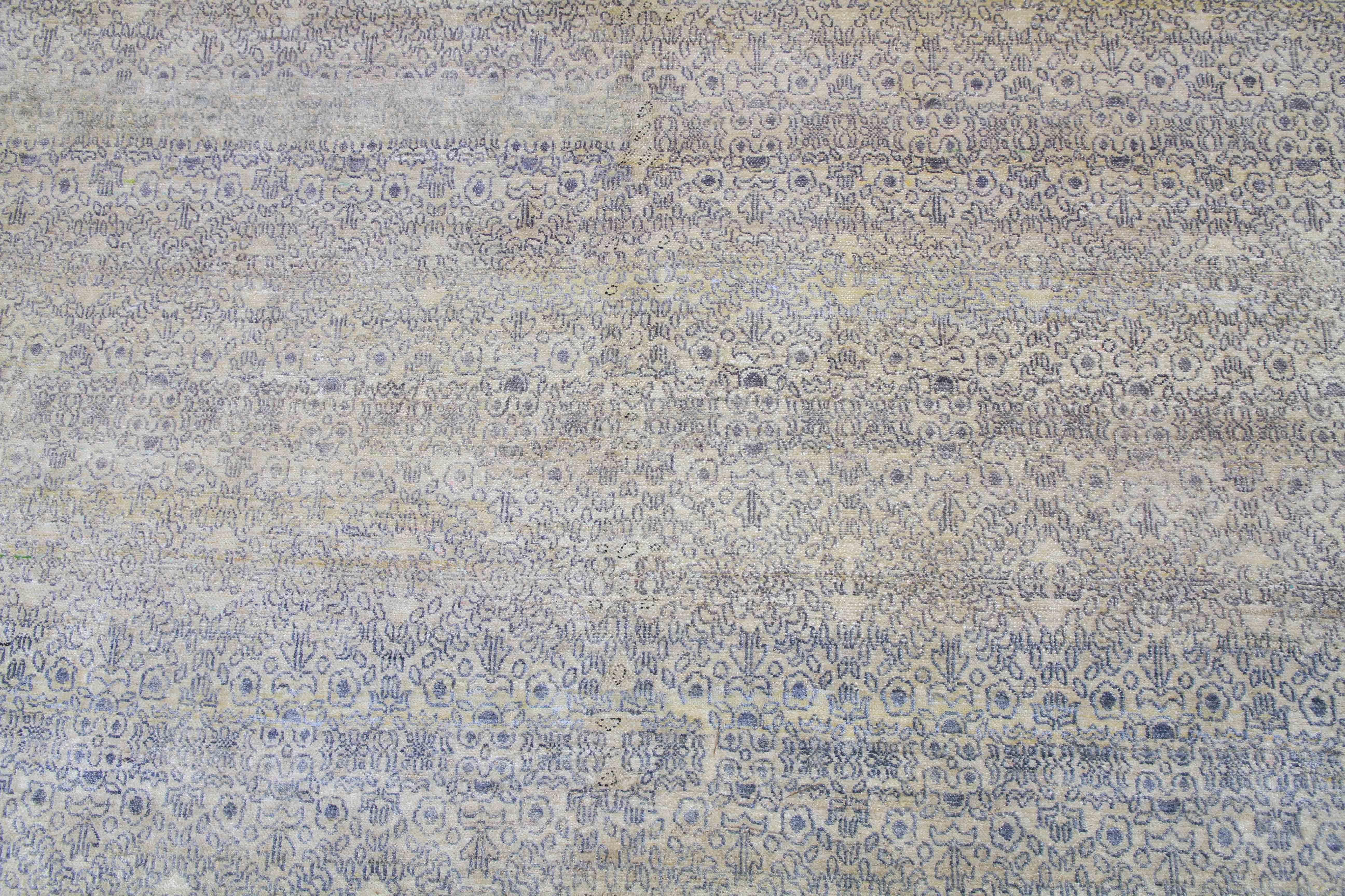 Hand Knotted Silk Rug 8'9'' x 11'11'' In New Condition For Sale In New York, US