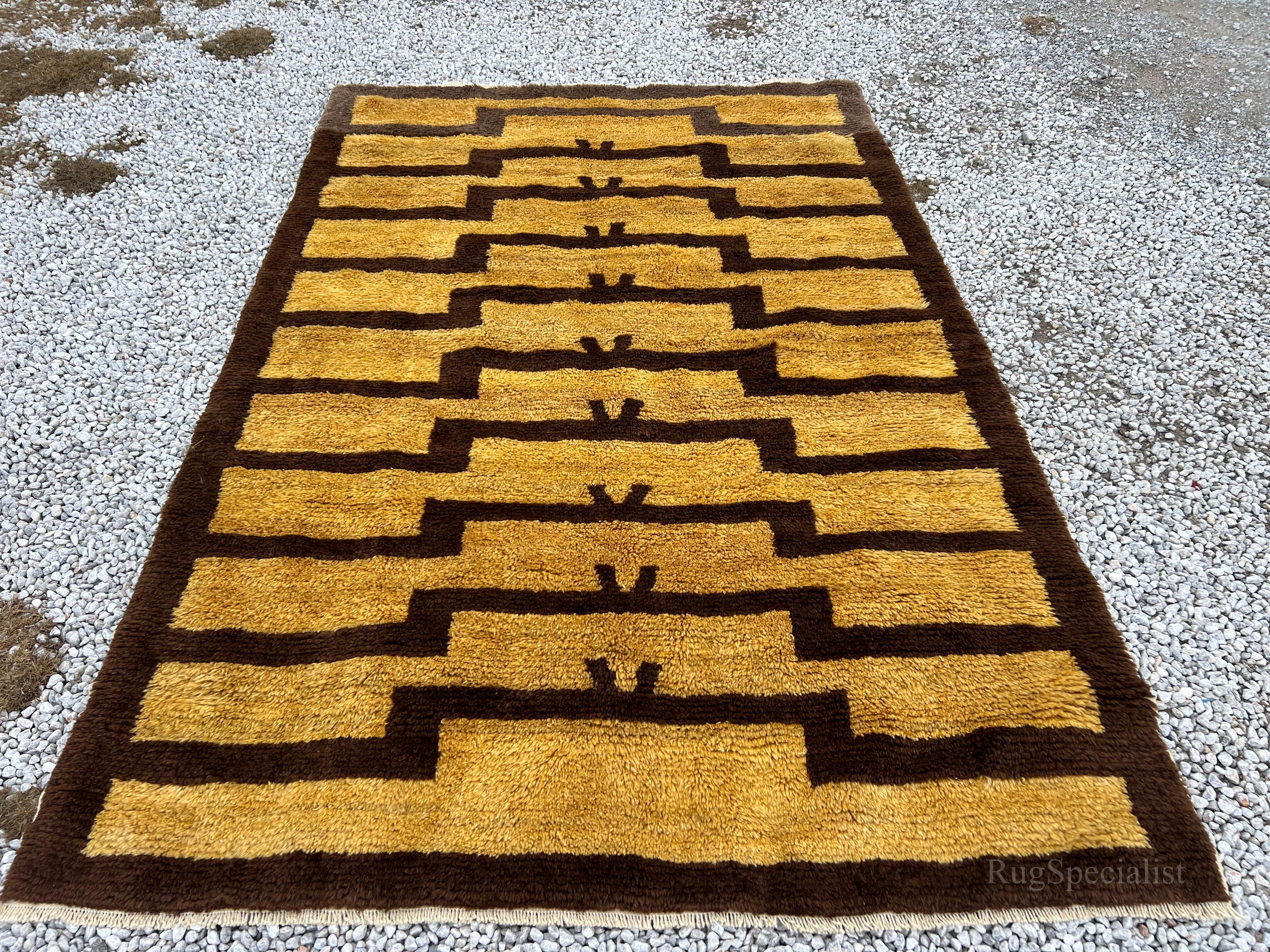 Hand-Knotted Turkish Tulu Rug with Ascending Arches in Mustard and Brown Colors For Sale 1