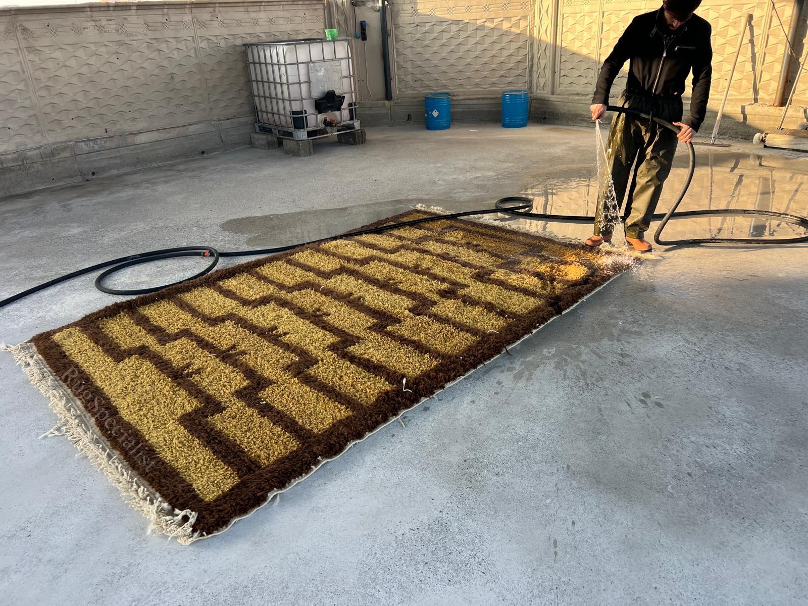 Hand-Knotted Turkish Tulu Rug with Ascending Arches in Mustard and Brown Colors For Sale 3