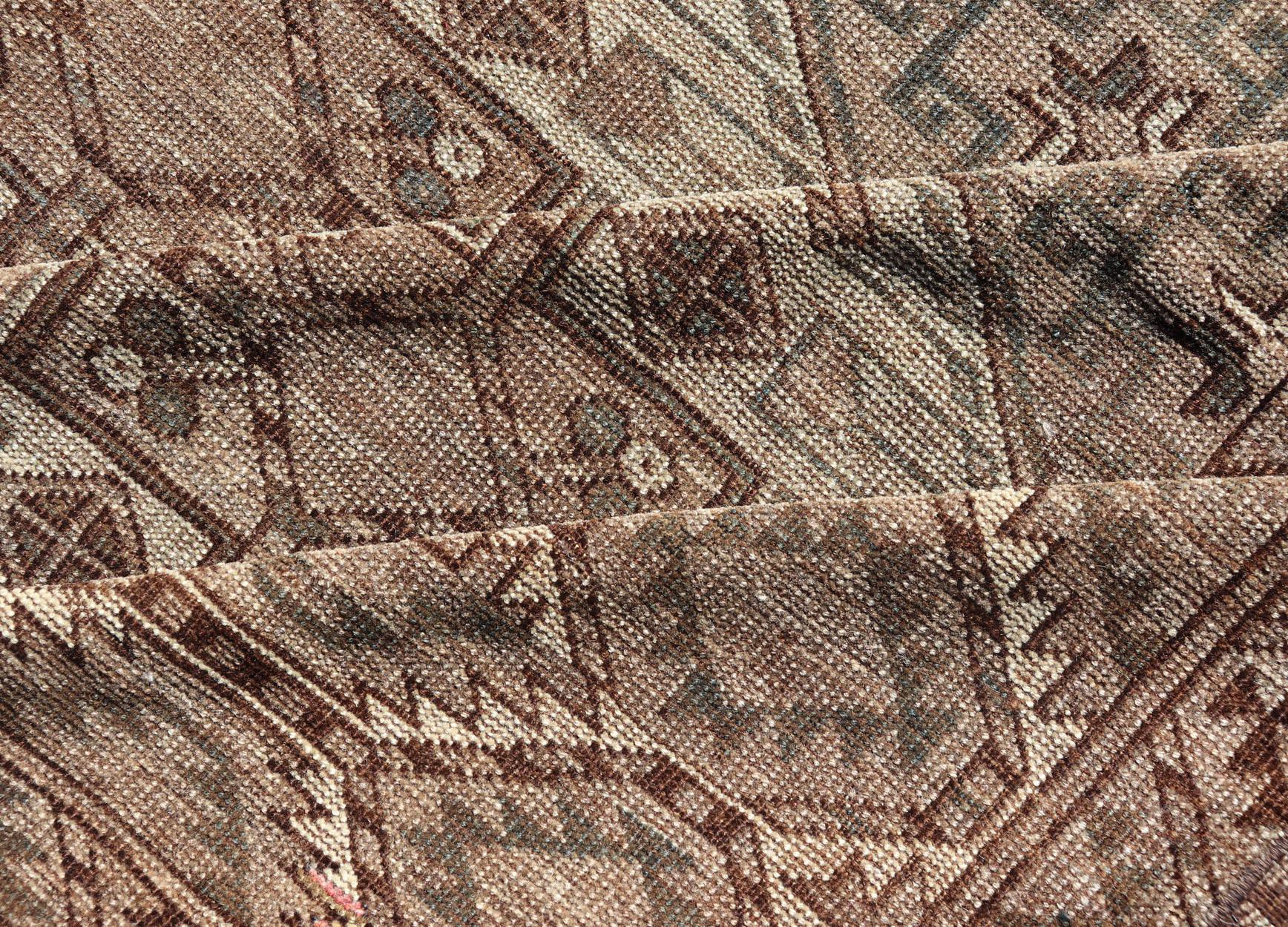 Tapis Turkomen Ersari en laine noué à la main avec motif de Gul sous-géométrique sur toute sa surface en vente 5