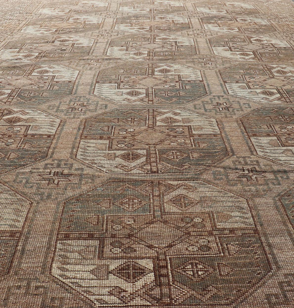 Hand-Knotted Turkomen Ersari Rug in Wool with All-Over Sub-Geometric Gul Design For Sale 2