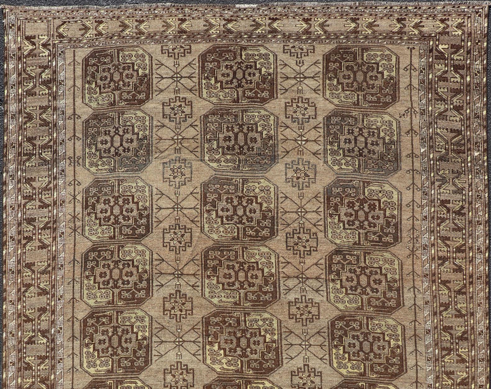 Handgeknüpfter Turkomen Ersari-Teppich aus Wolle mit wiederkehrendem, subgeometrischem Gul-Design (Turkestan) im Angebot