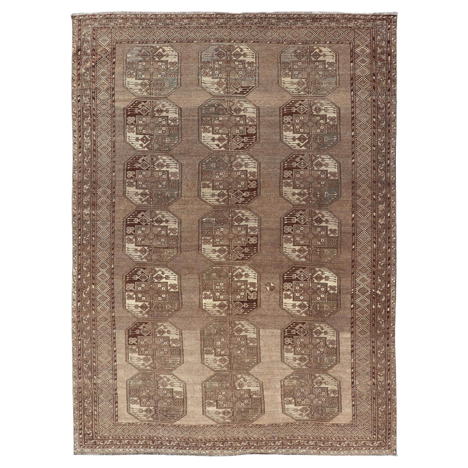 Hand-Knotted Turkomen Ersari Rug in Wool with Sub-Geometric Repeating Gul Design For Sale