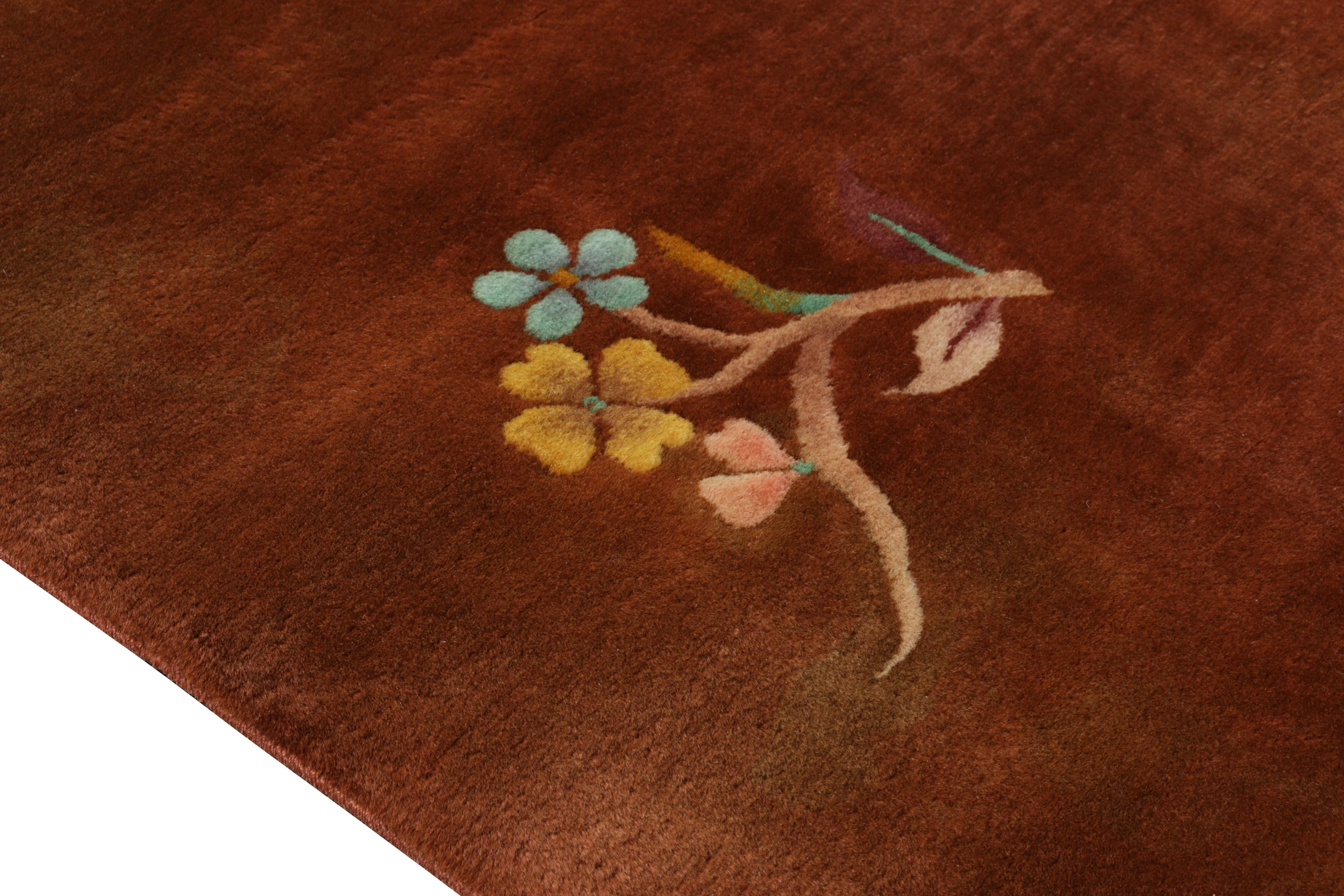Chinesischer Art-Déco-Teppich, braun, Medaillon-Blumenmuster von Teppich & Kelim (Handgeknüpft) im Angebot