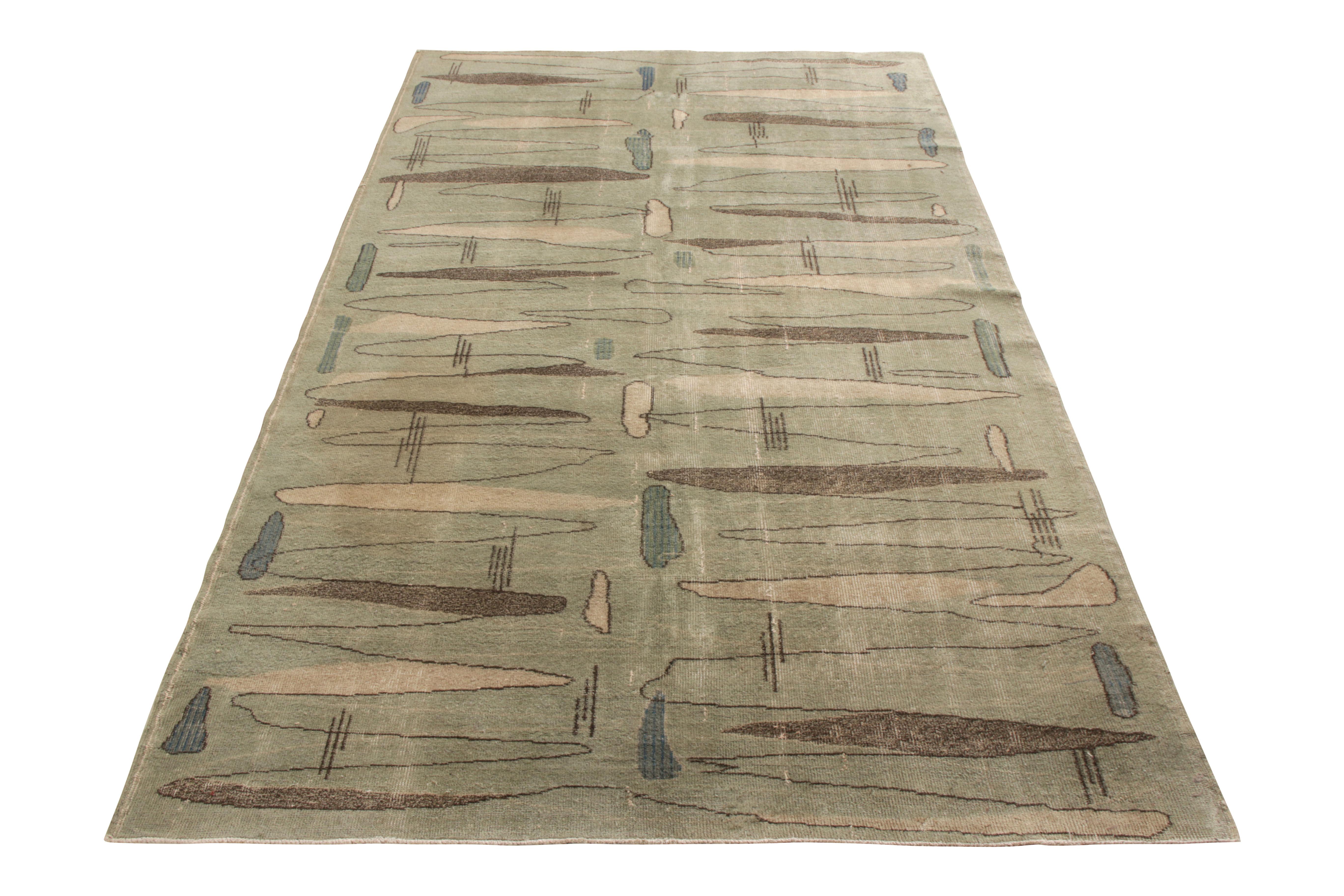 Hand knotted in wool from Turkey circa 1960-1970, a 5x8 rug joining Rug & Kilim’s Mid-Century Pasha Collection celebrating the works of mid-century icon Zeki Müren. Bearing the line’s signature mid-century and Deco sensibilities, this rug enjoys a