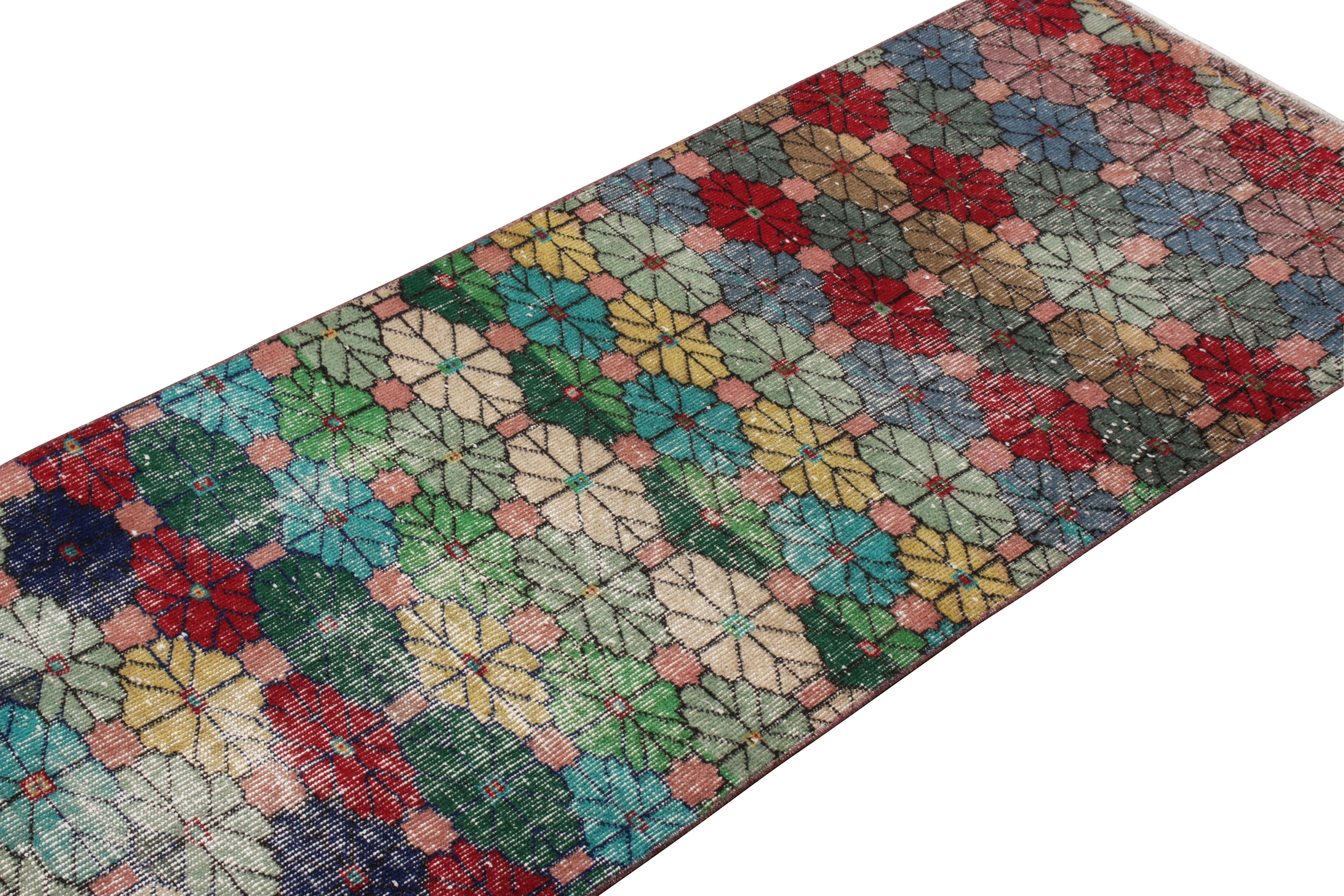 Art Deco Hand-Knotted Vintage Mid-Century Runner in Green, Floral Pattern by Rug & Kilim For Sale