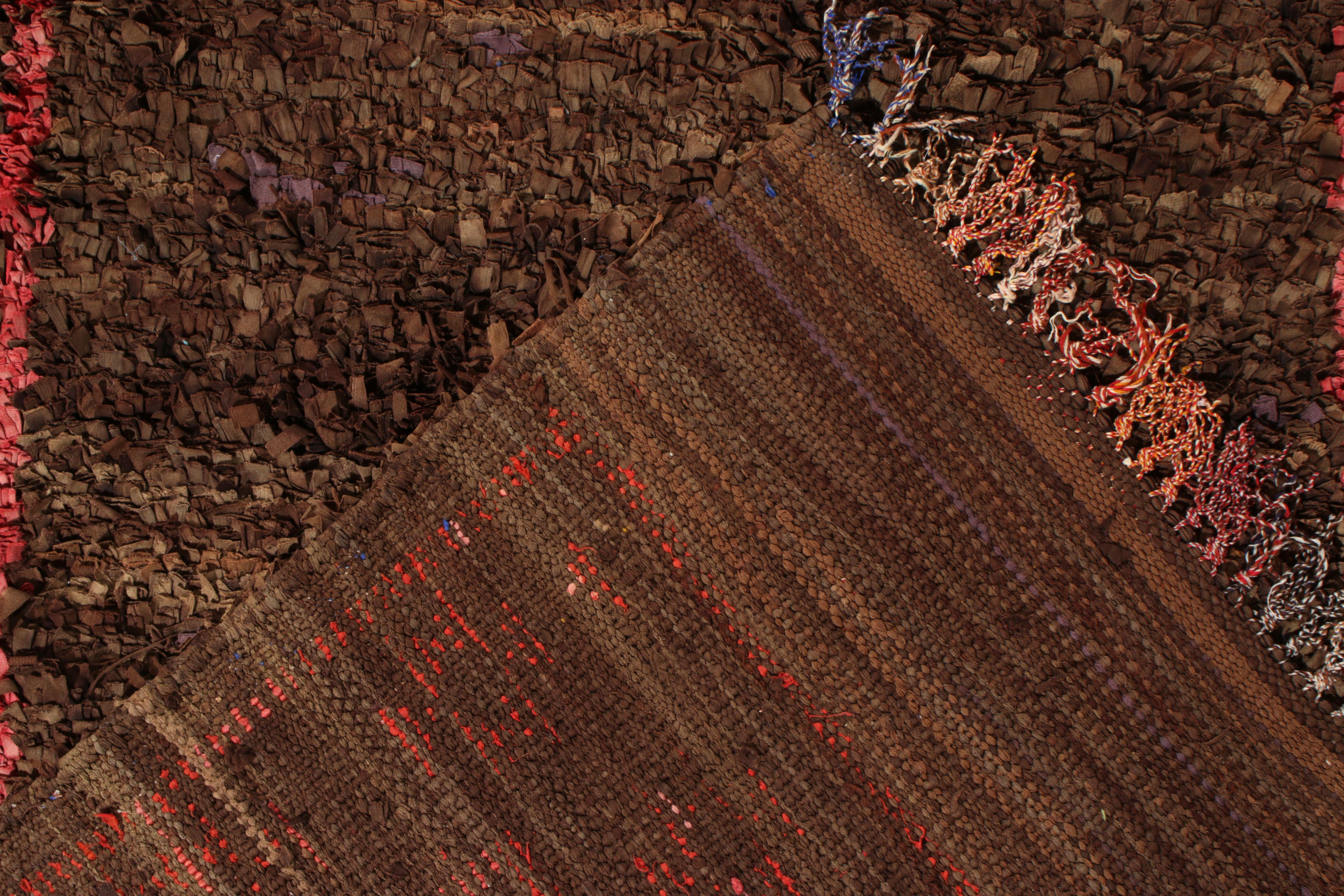 Vintage Moroccan Berber Runner, Brown and Pink Medallion Pattern by Rug & Kilim In Good Condition For Sale In Long Island City, NY