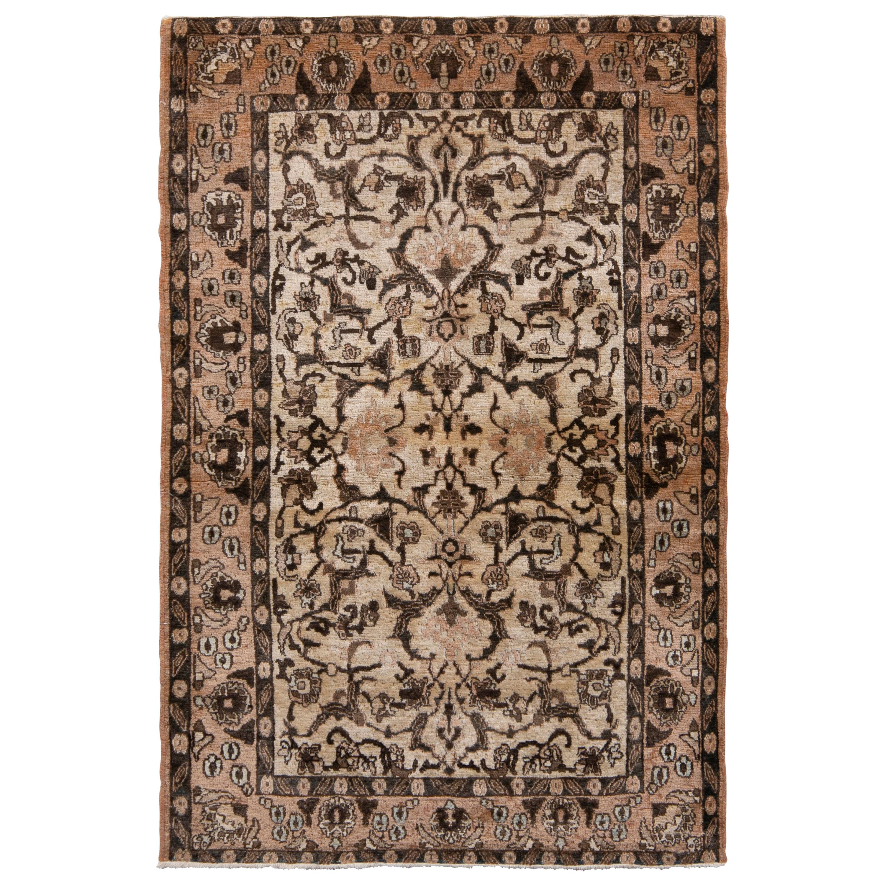 Handgeknüpfter persischer Qum-Teppich im Vintage-Stil mit Blumenmuster von Teppich & Kelim