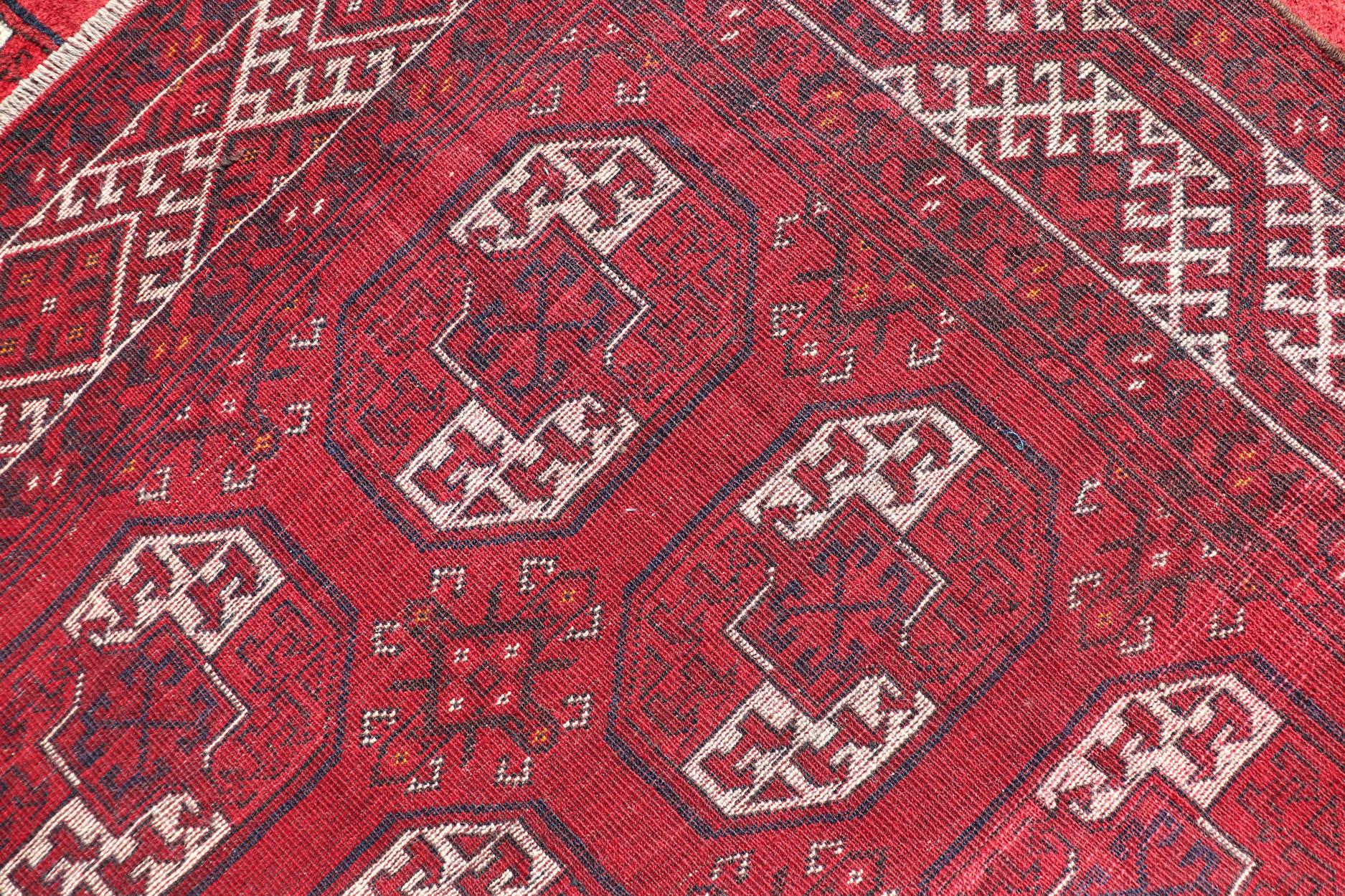 Hand-Knotted Vintage Turkomen Ersari Rug in Wool with Repeating Gul Design For Sale 8