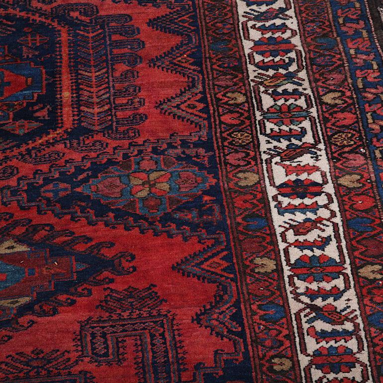 Hand-Knotted Hand Knotted Viss Wool Carpet, C.1920