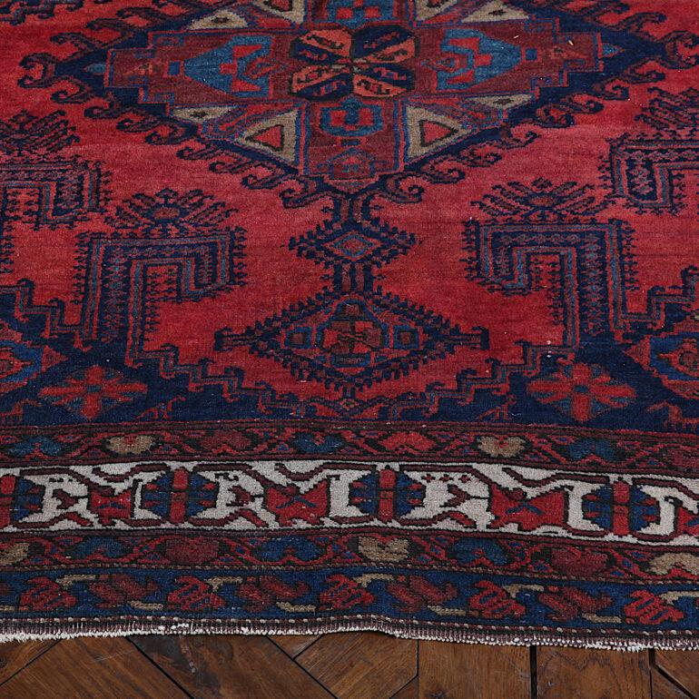 Hand Knotted Viss Wool Carpet, C.1920 1
