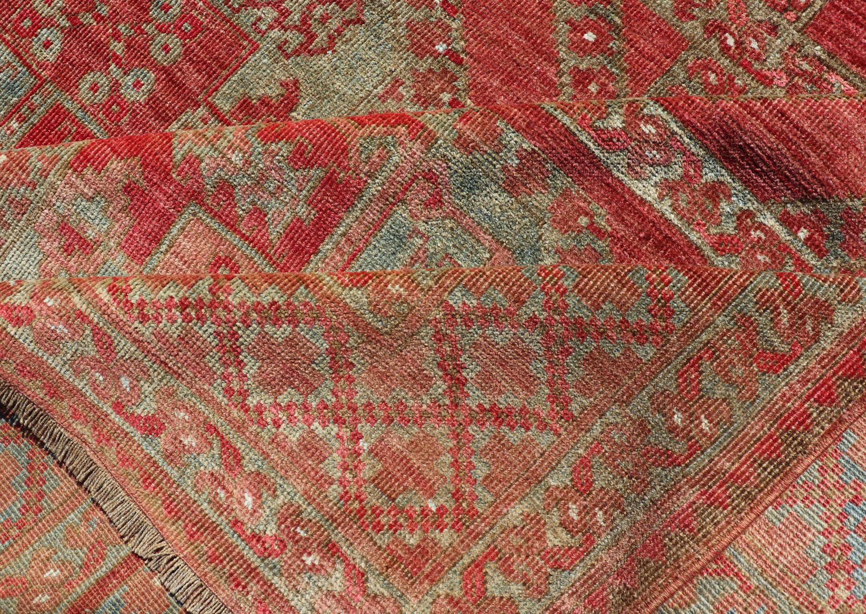 Hand-Knotted Wool Ersari Rug in Wool with Gul Design in Shades of Red & Green 5
