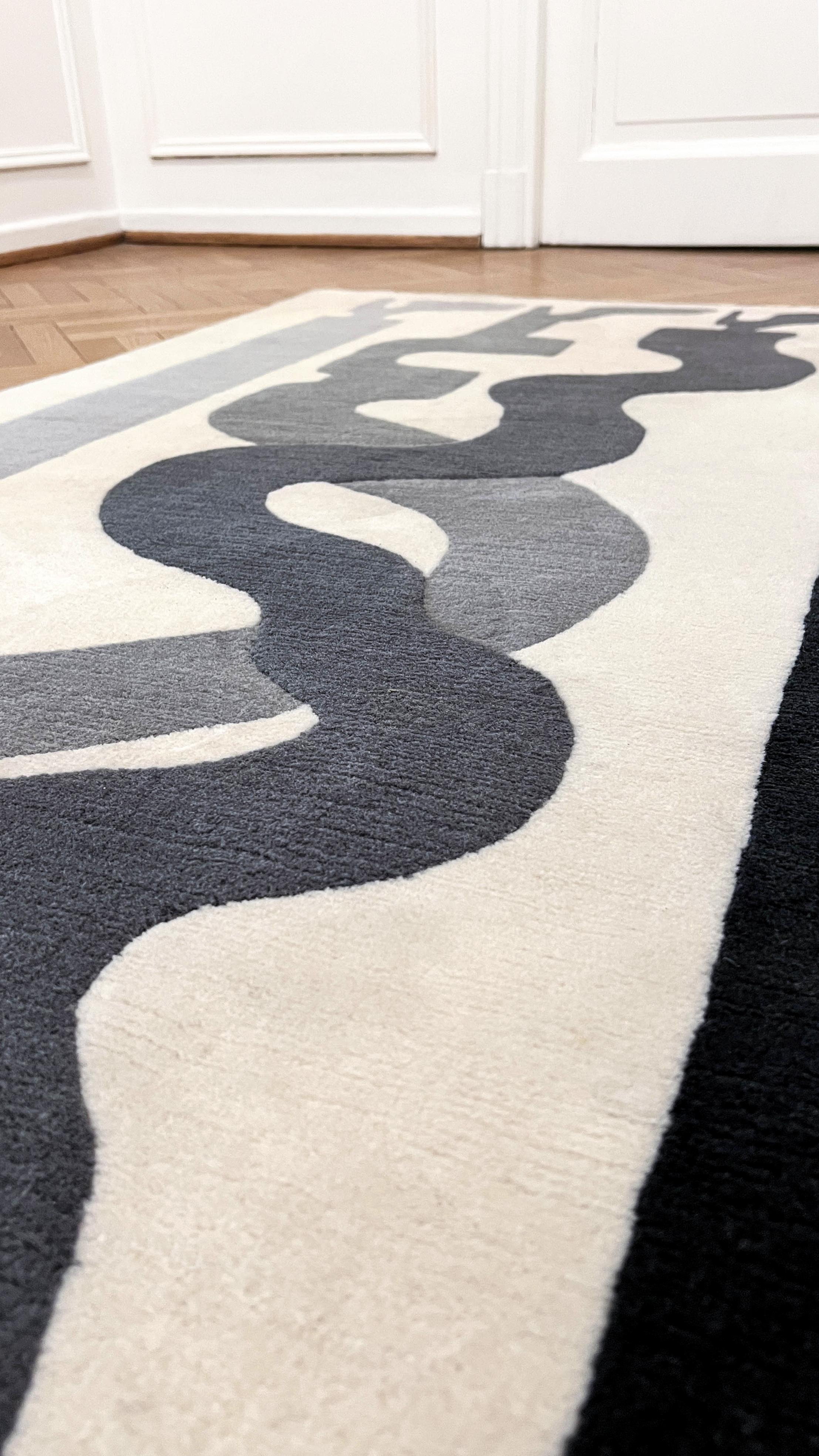 Modern Hand-knotted wool rug 