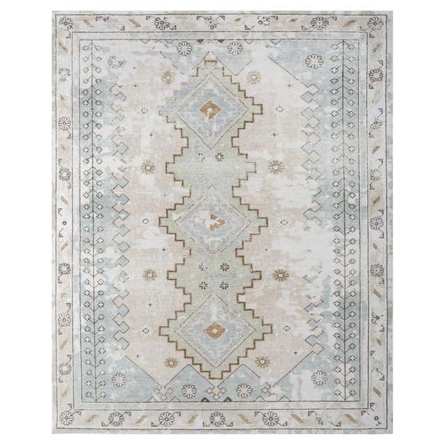 Hand-Tufted Rug in Sea Mist Green and Antique White, Subtle Textured ...