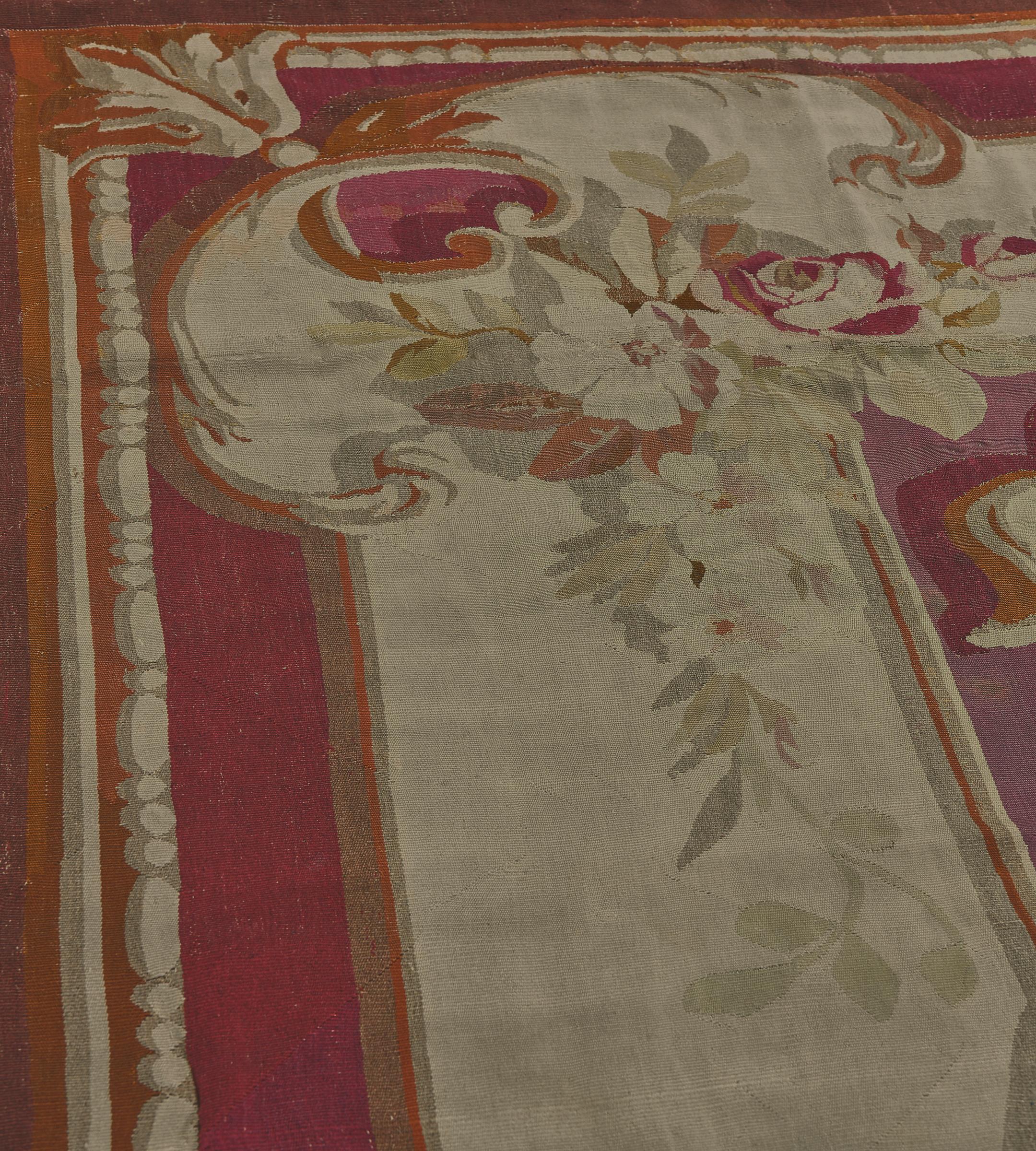 Annodato a mano Tappeto Aubusson tradizionale rosso francese in lana annodato a mano in vendita