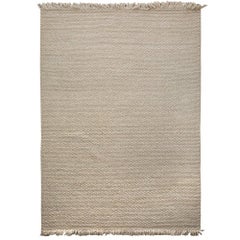 Tapis Karma super doux et personnalisable:: tissé à la main:: de couleur crème:: de petite taille