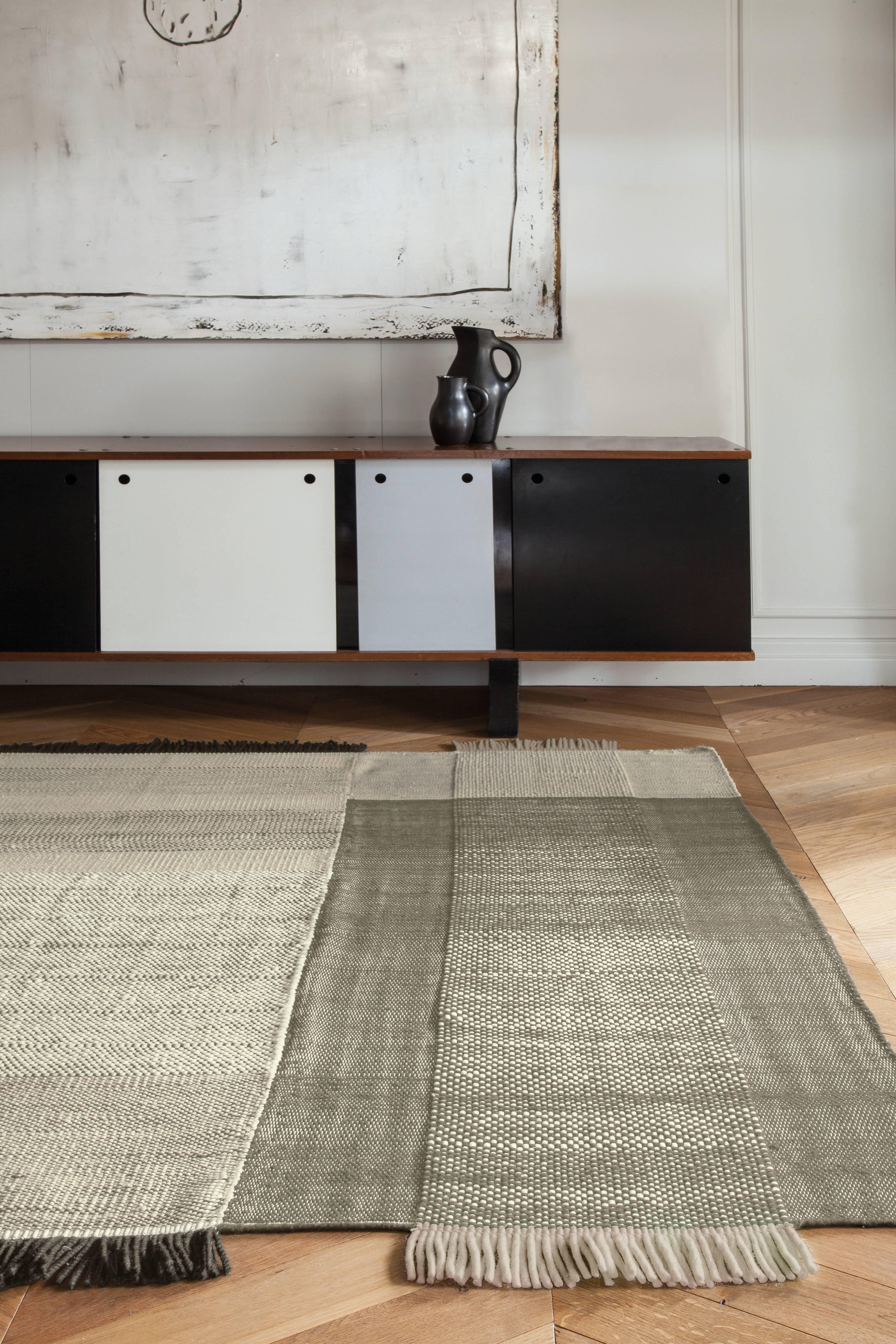 Indian Hand-Loomed Tres Rug in Pearl by Nani Marquina & Elisa Padron, Extra Large For Sale