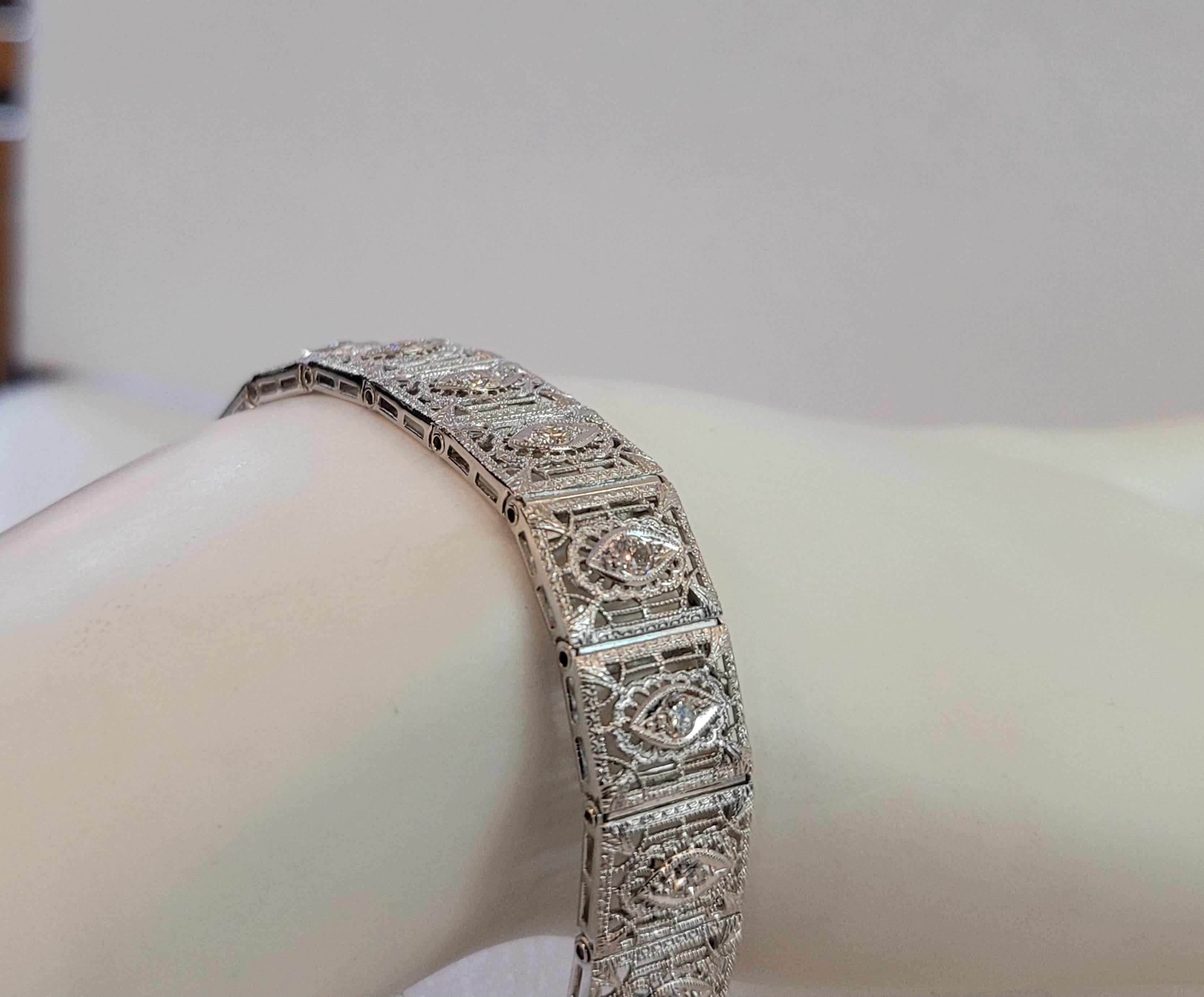 Hand-Made 14K & Platinum Women Bracelet with Diamonds In Excellent Condition For Sale In New York, NY