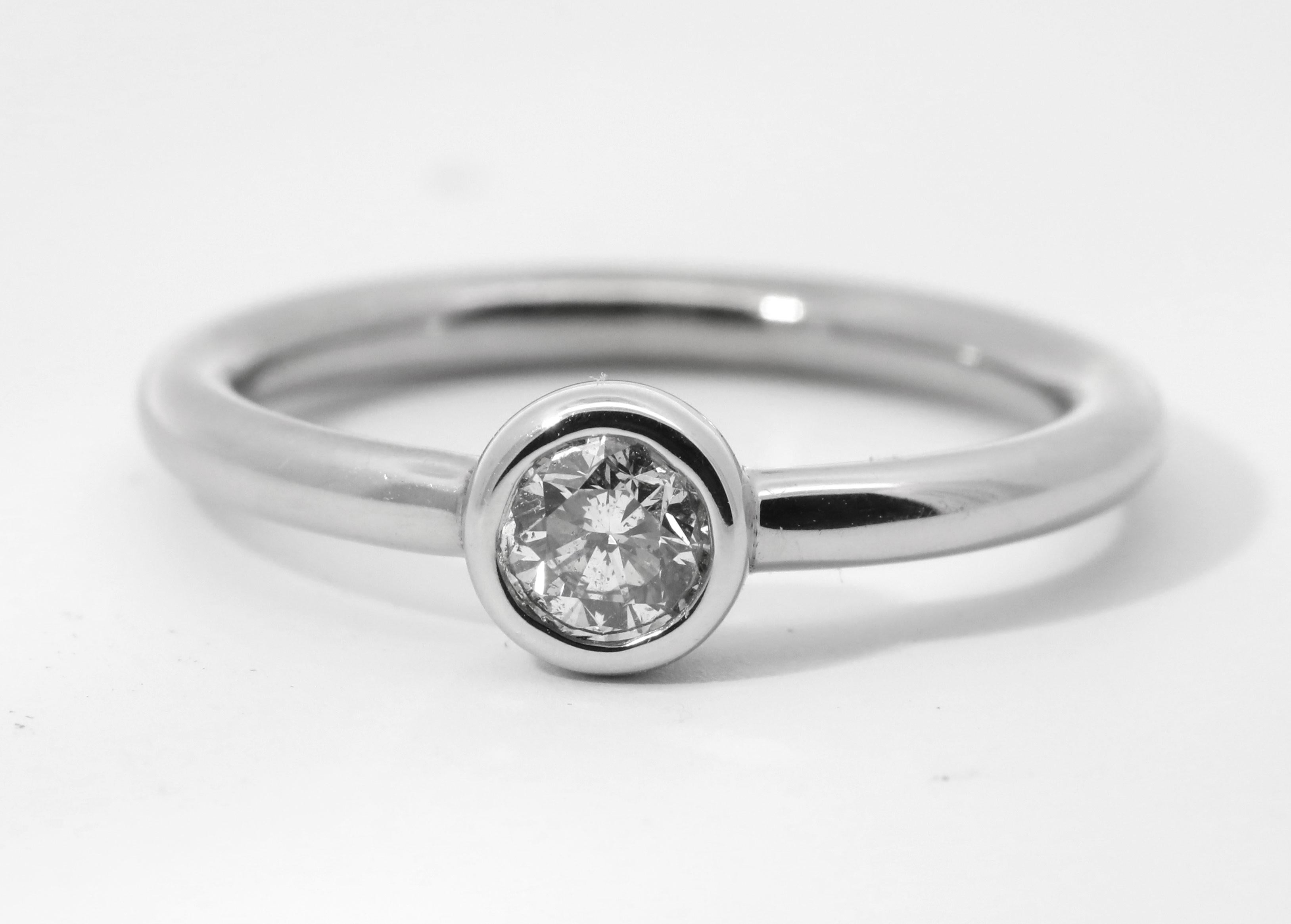 Hand Made 14K White gold & Natural Brilliant Cut Diamonds Ring For Sale 1