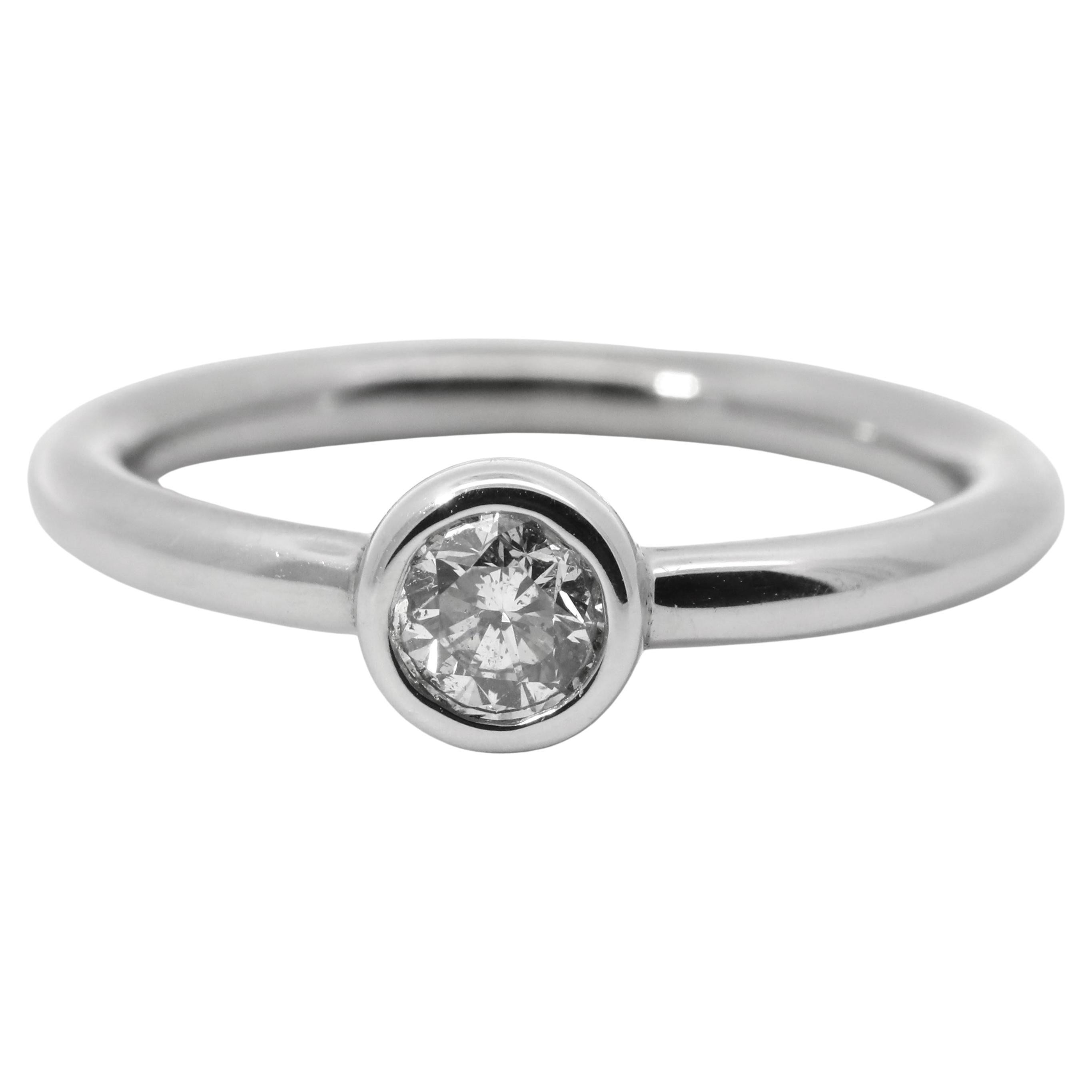 Hand Made 14K White gold & Natural Brilliant Cut Diamonds Ring