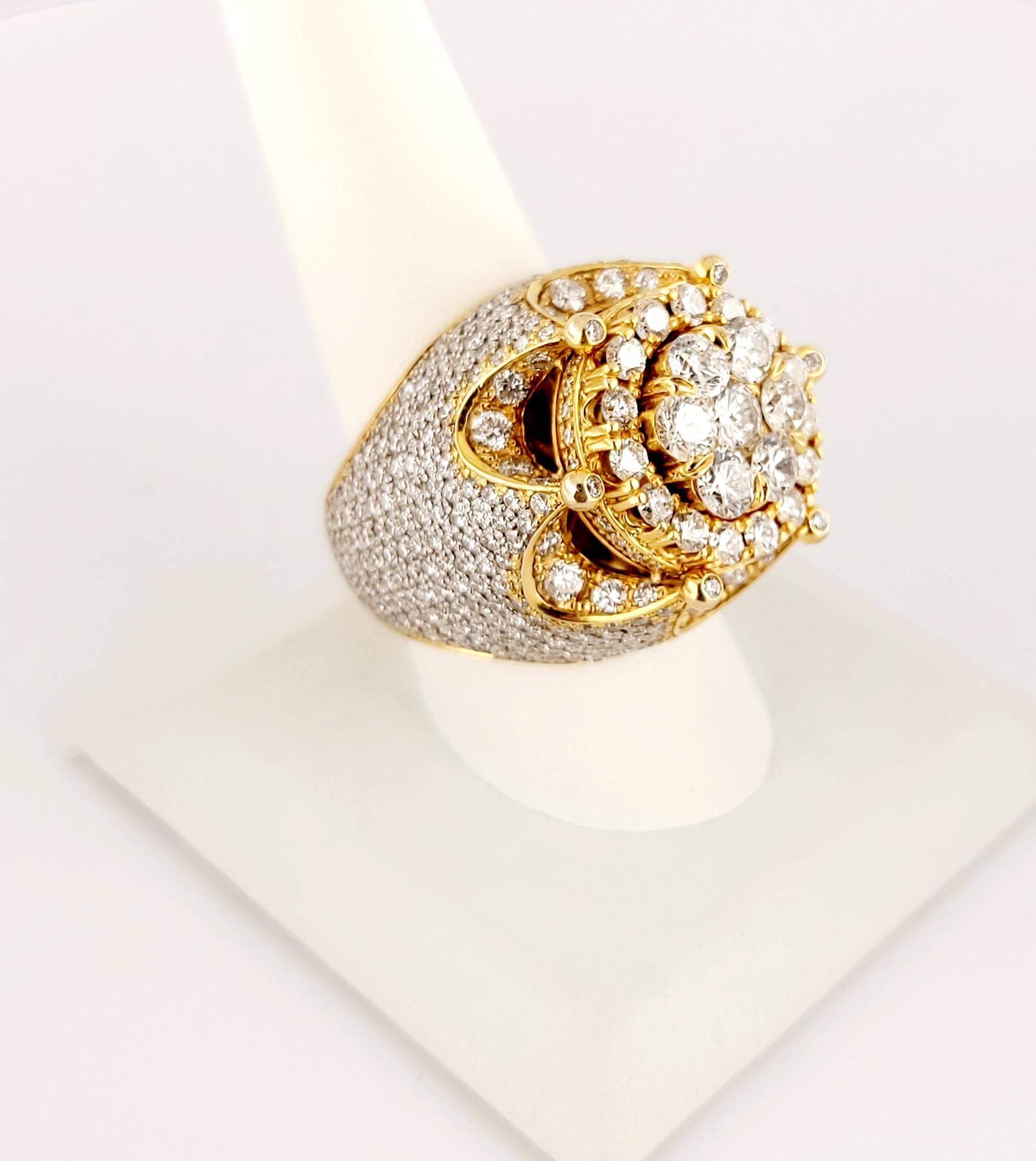 Men's Hand-Made 14K Yellow Gold Ring with Diamonds Size 10.25 For Sale