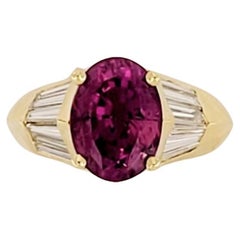 Hand Made  18K Yellow  Gold ring Pink Sapphire with Diamonds