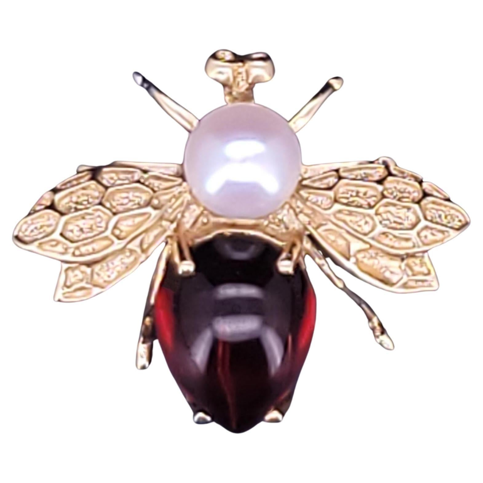 Hand Made Antique Bee 14k Yellow Gold Brooch with Garnet and Pearl