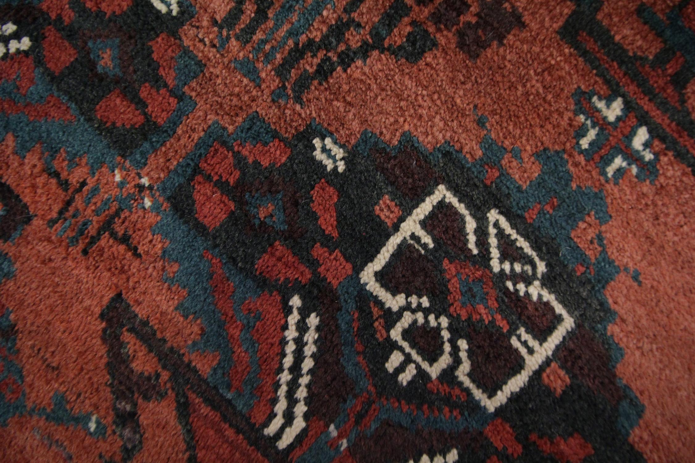 Handmade Antique Tribal Living Room Rug, Traditional Red Wool Carpet Rug In Good Condition For Sale In Hampshire, GB