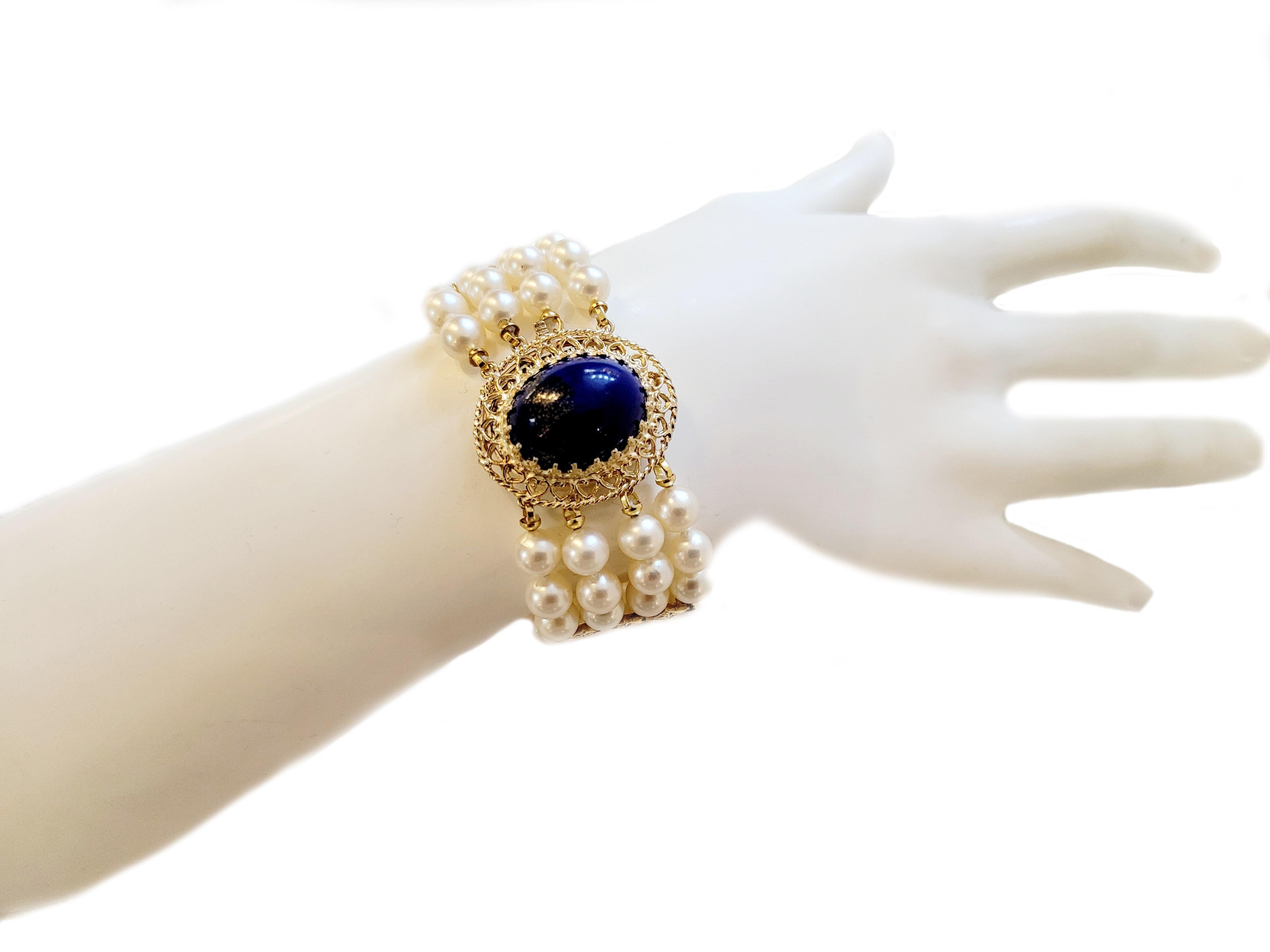 Hand Made Bracelet in 14K Yellow Gold In Excellent Condition For Sale In New York, NY