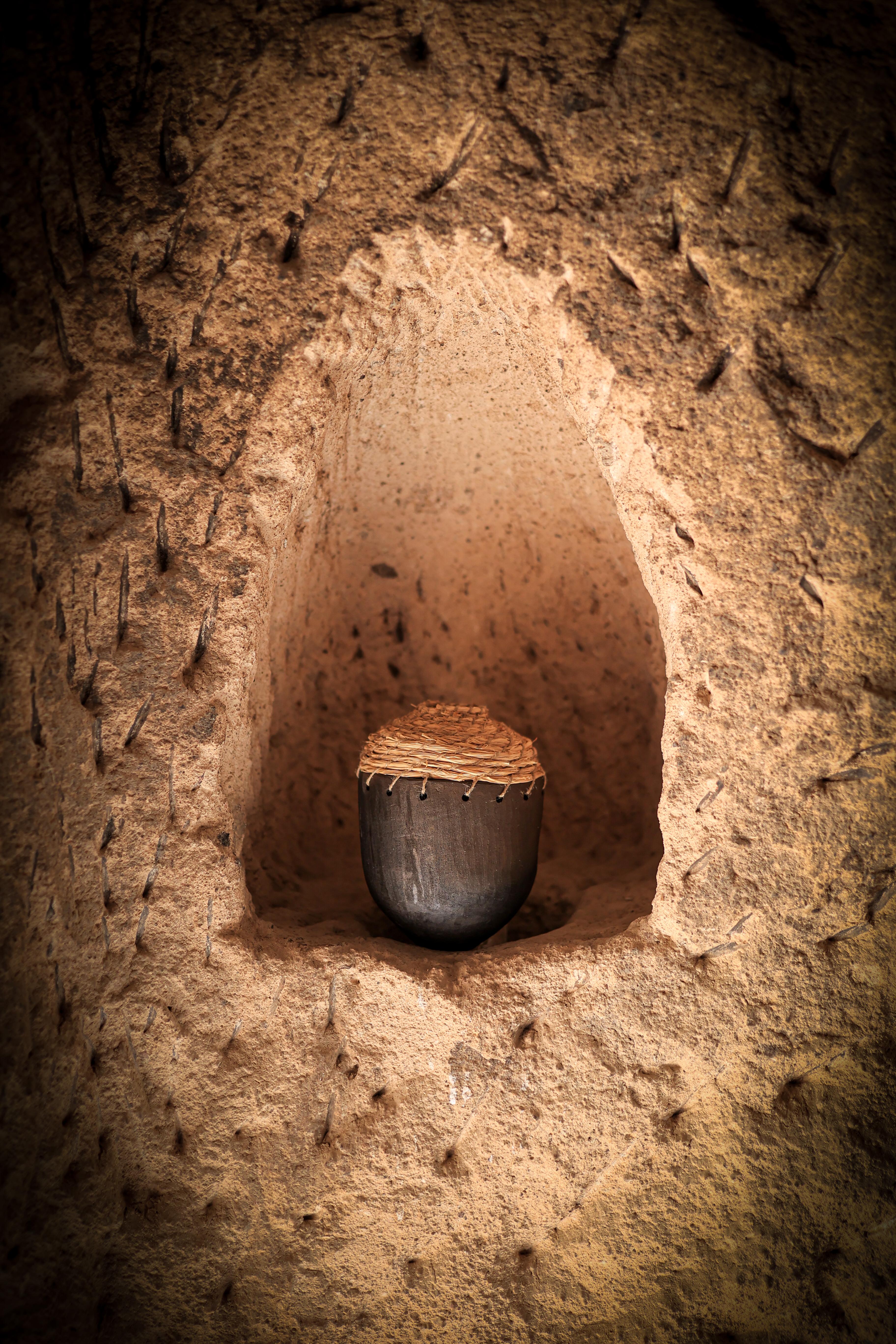 Hand Made Ceramic Yüklü Collection Vase by İpek Çise For Sale 1