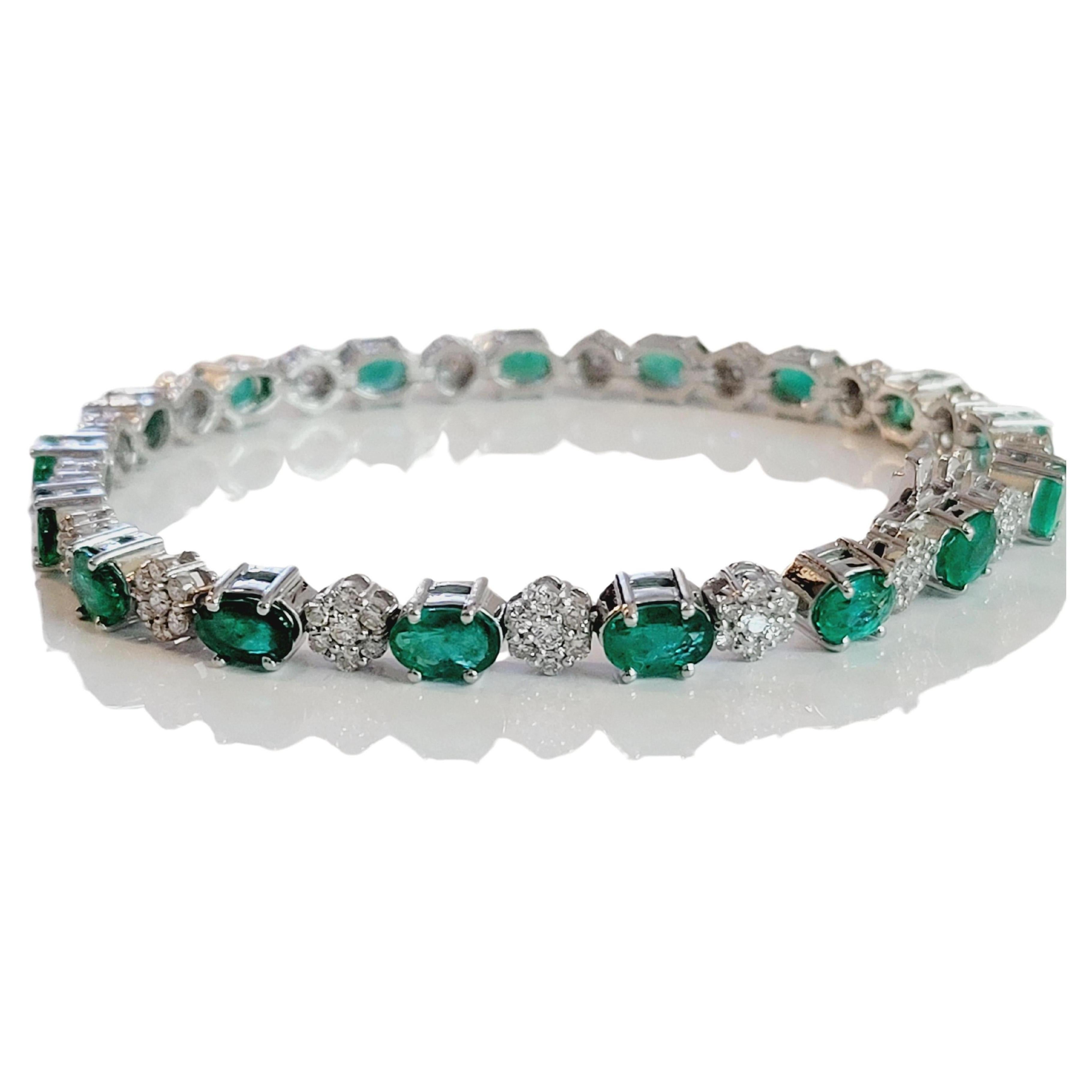 Hand Made Colombian Emerald Bracelet with Diamonds in 14K White Gold For Sale